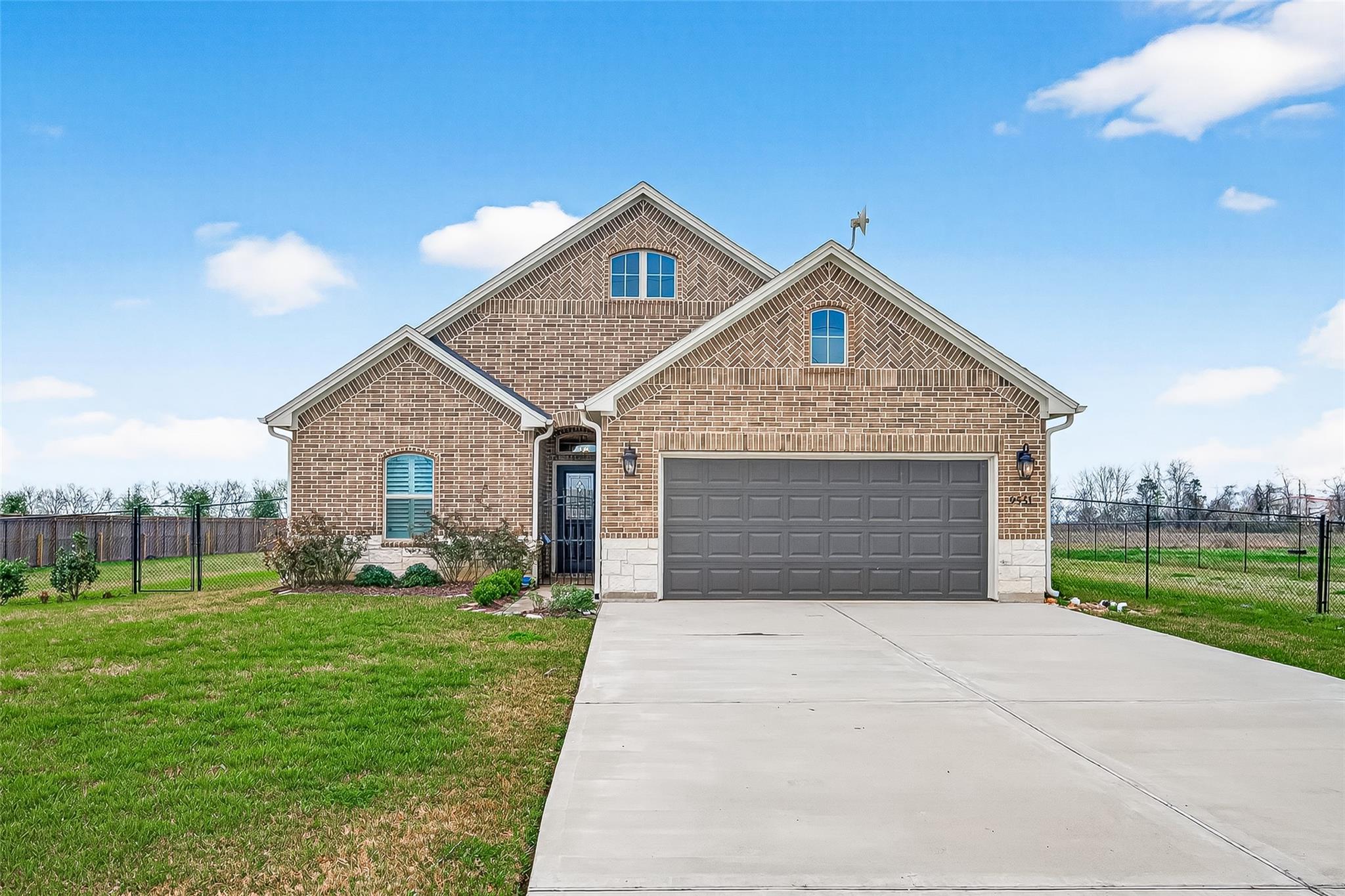 9531 Galveston Road — photo