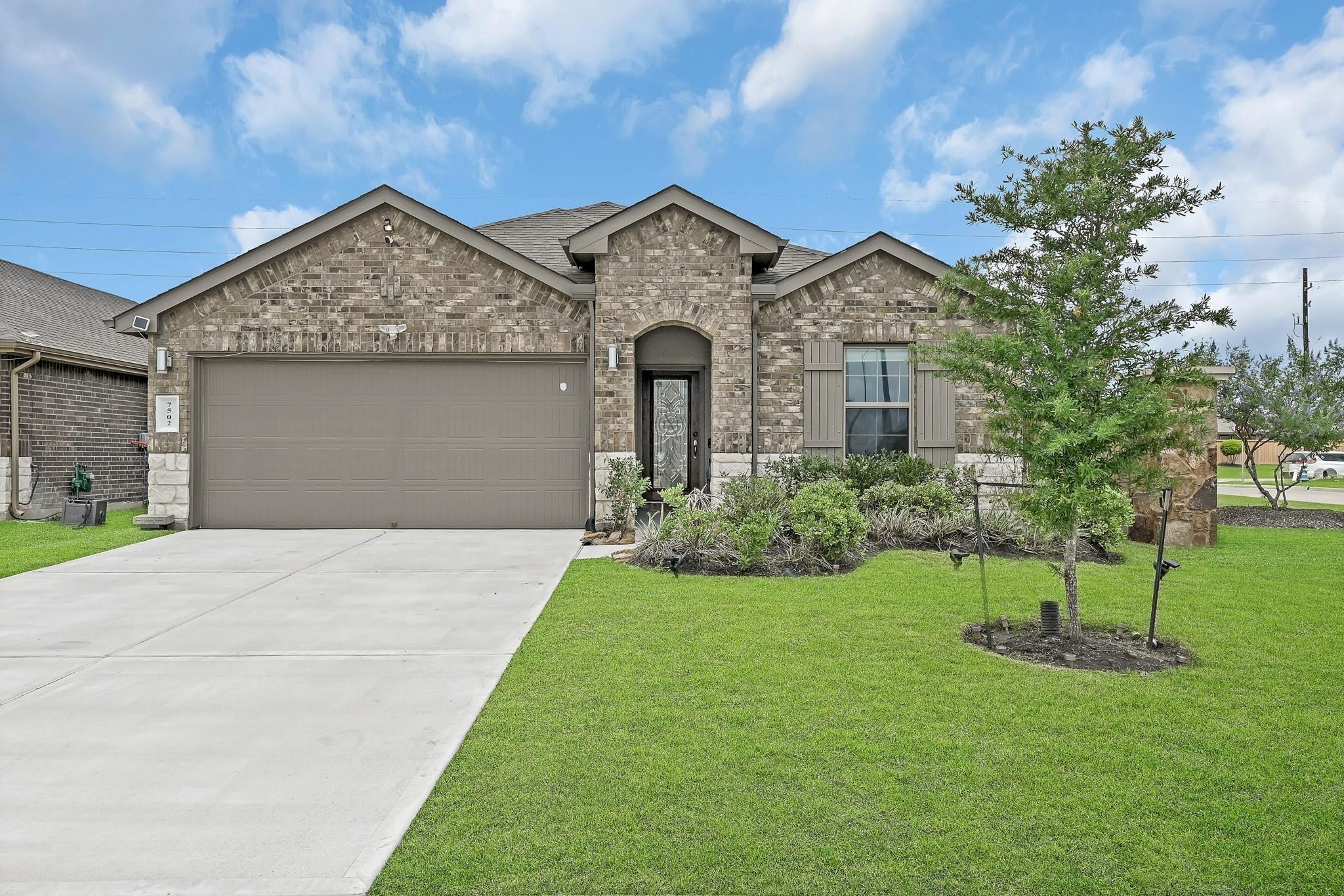 7502 Highland Chase Drive — photo