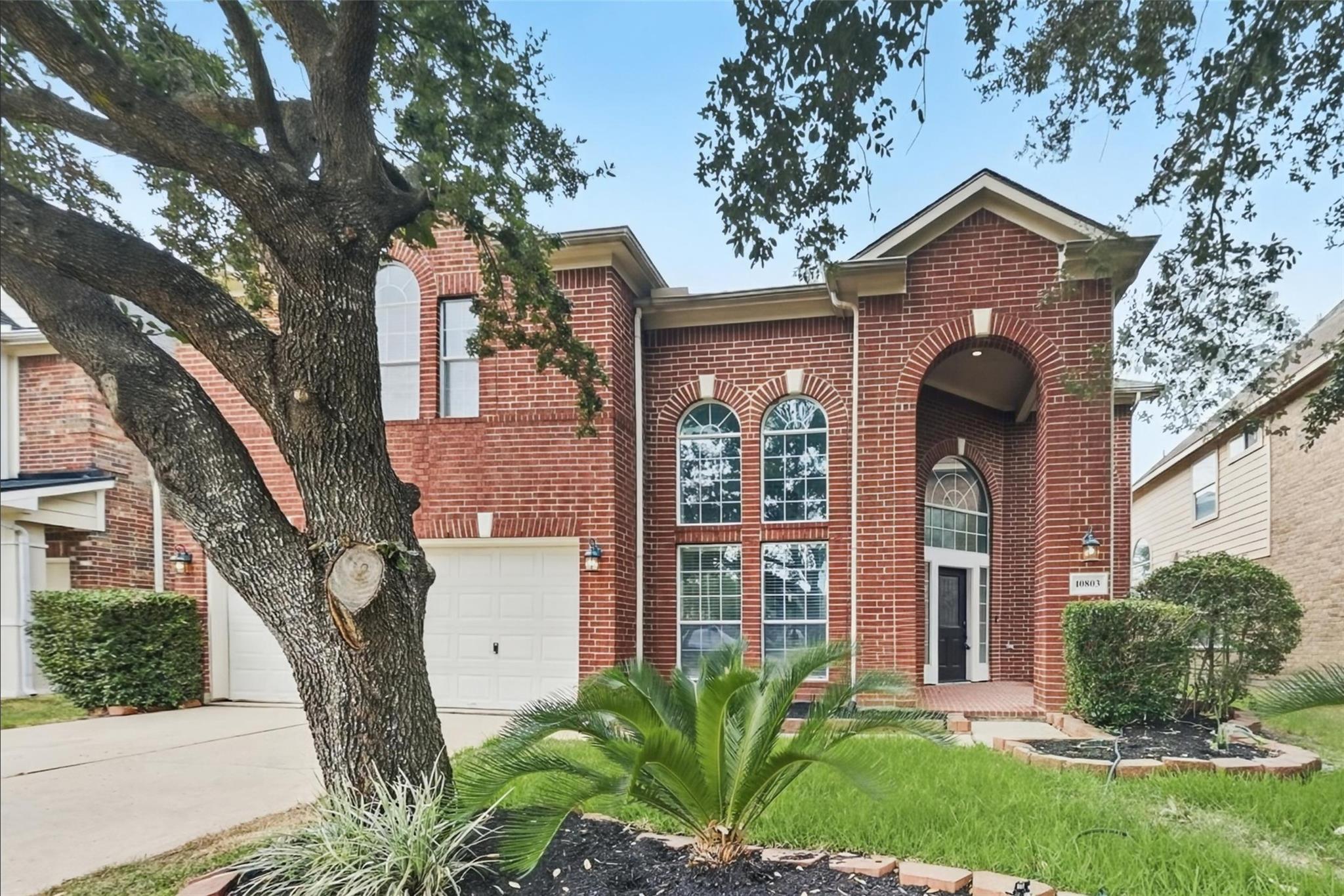 10803 Lake Riata Lane — photo