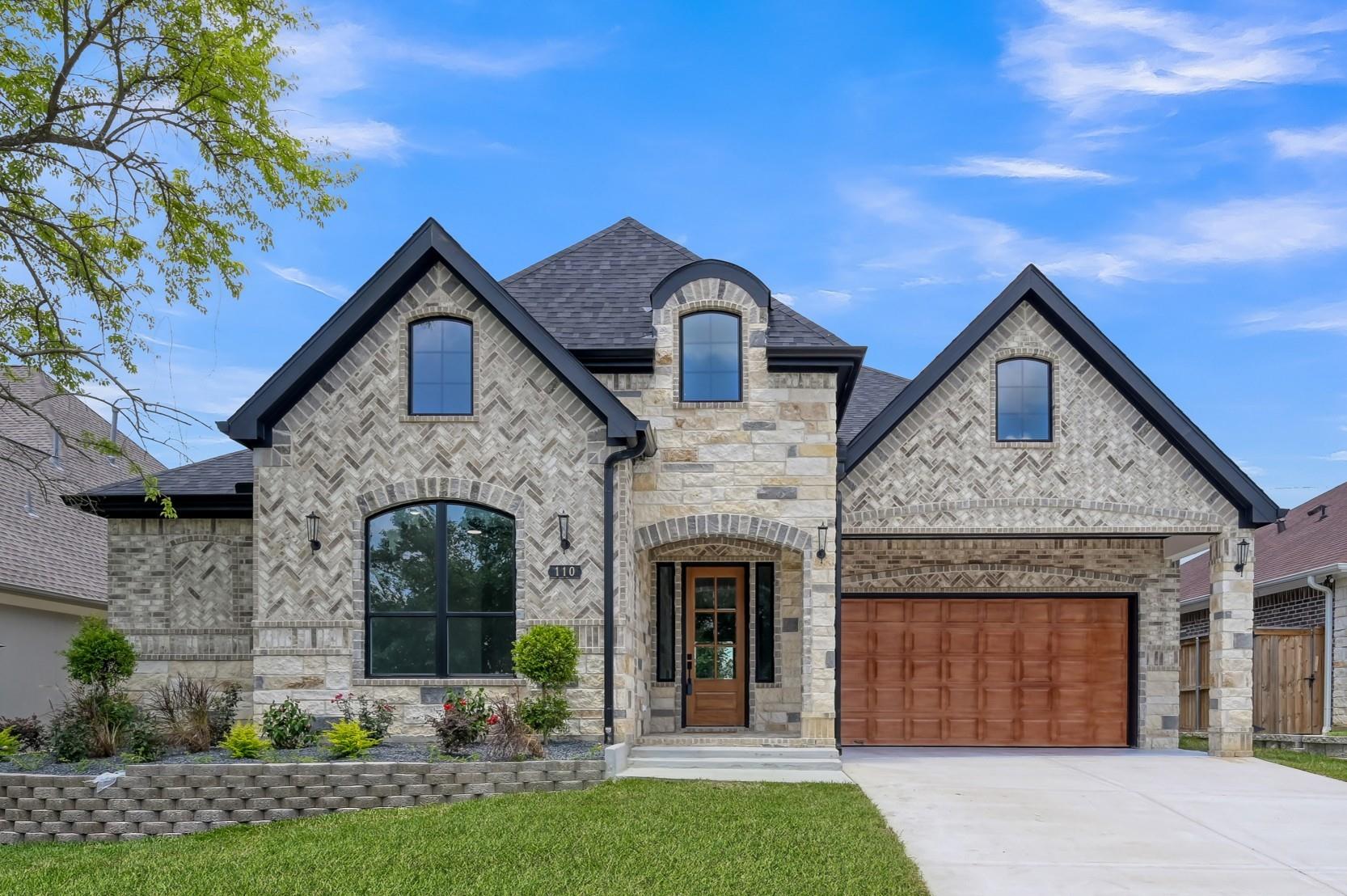 110 Bermuda Circle — photo