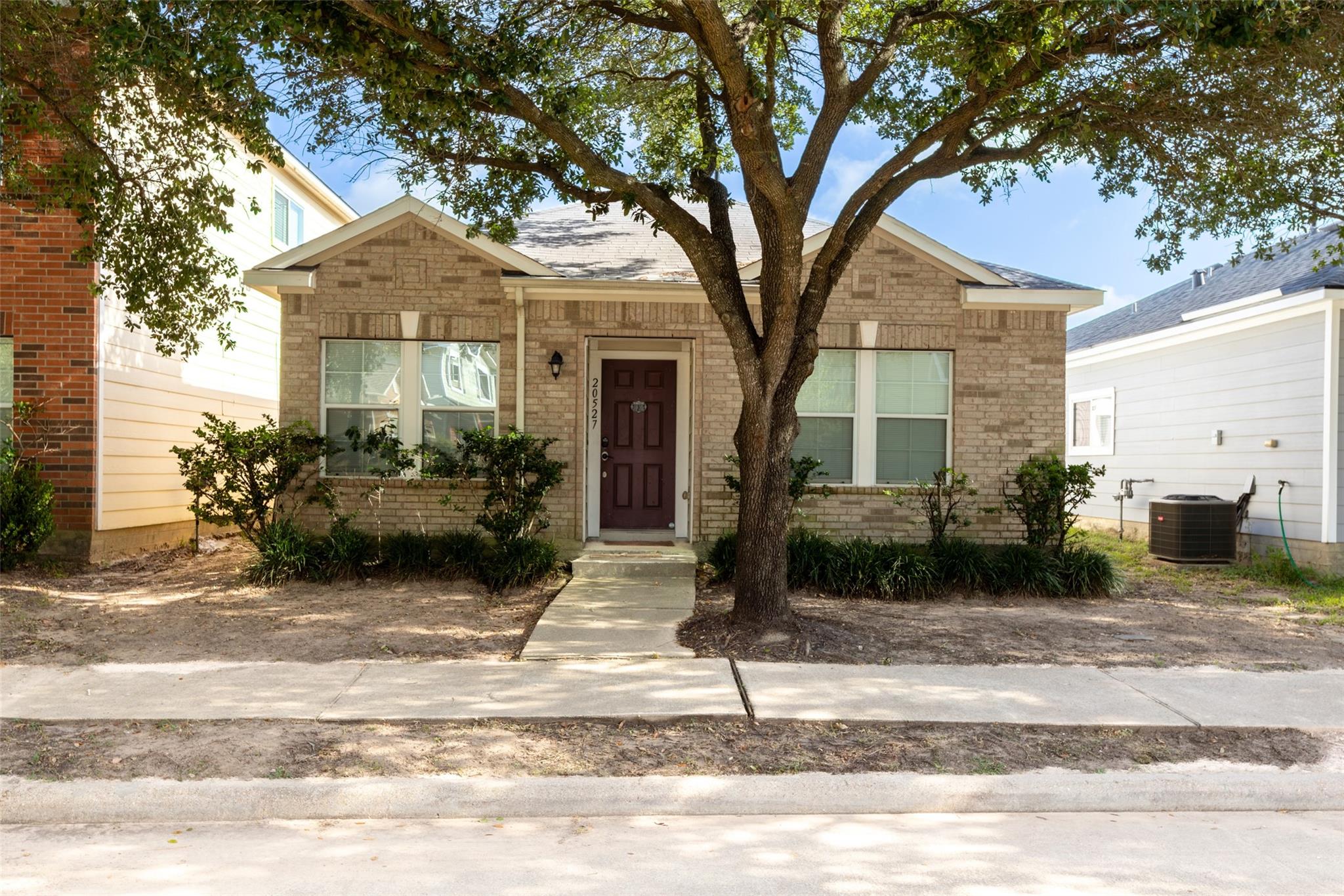 20527 Providence Point Drive — photo