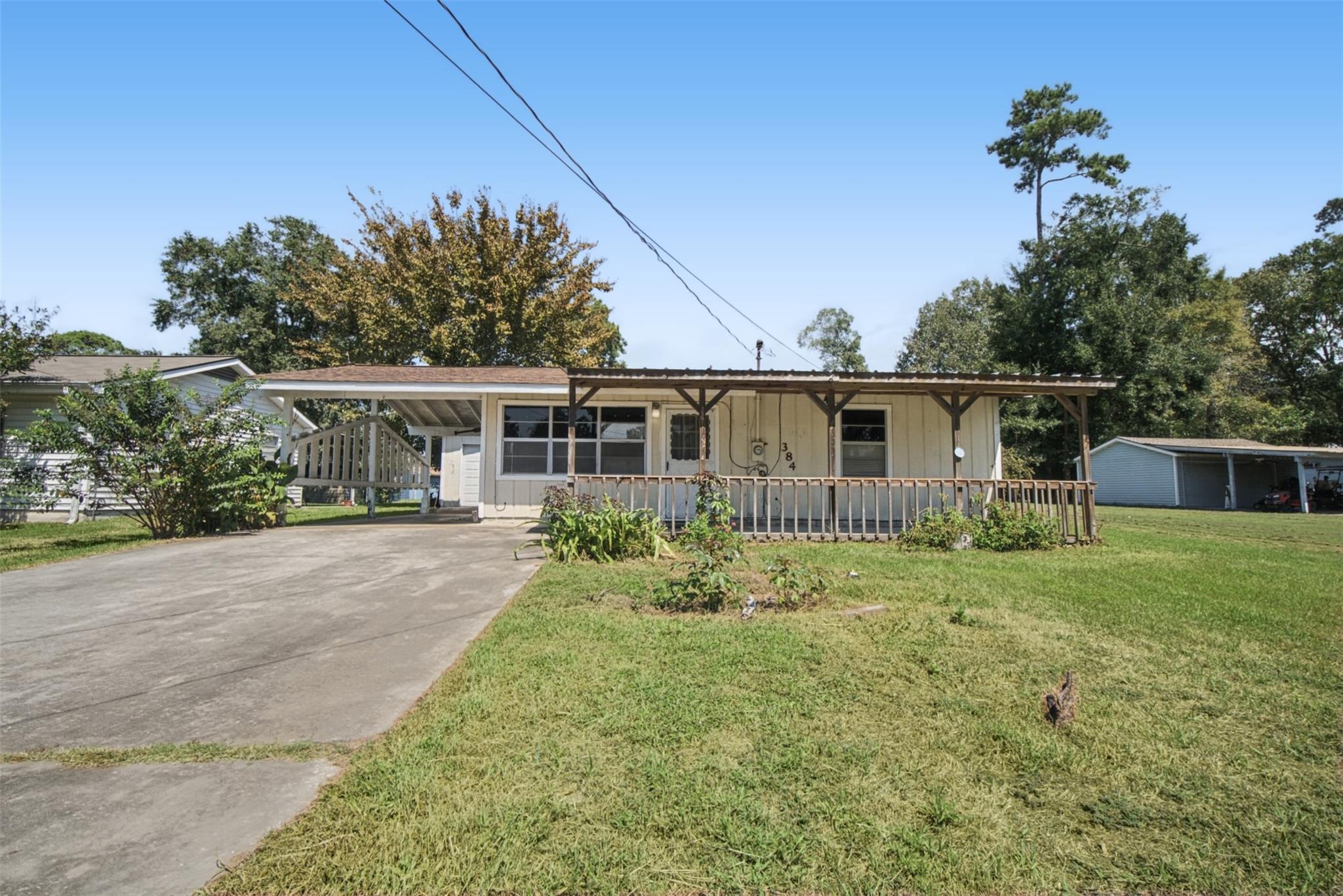 384 Lakeview Drive — photo