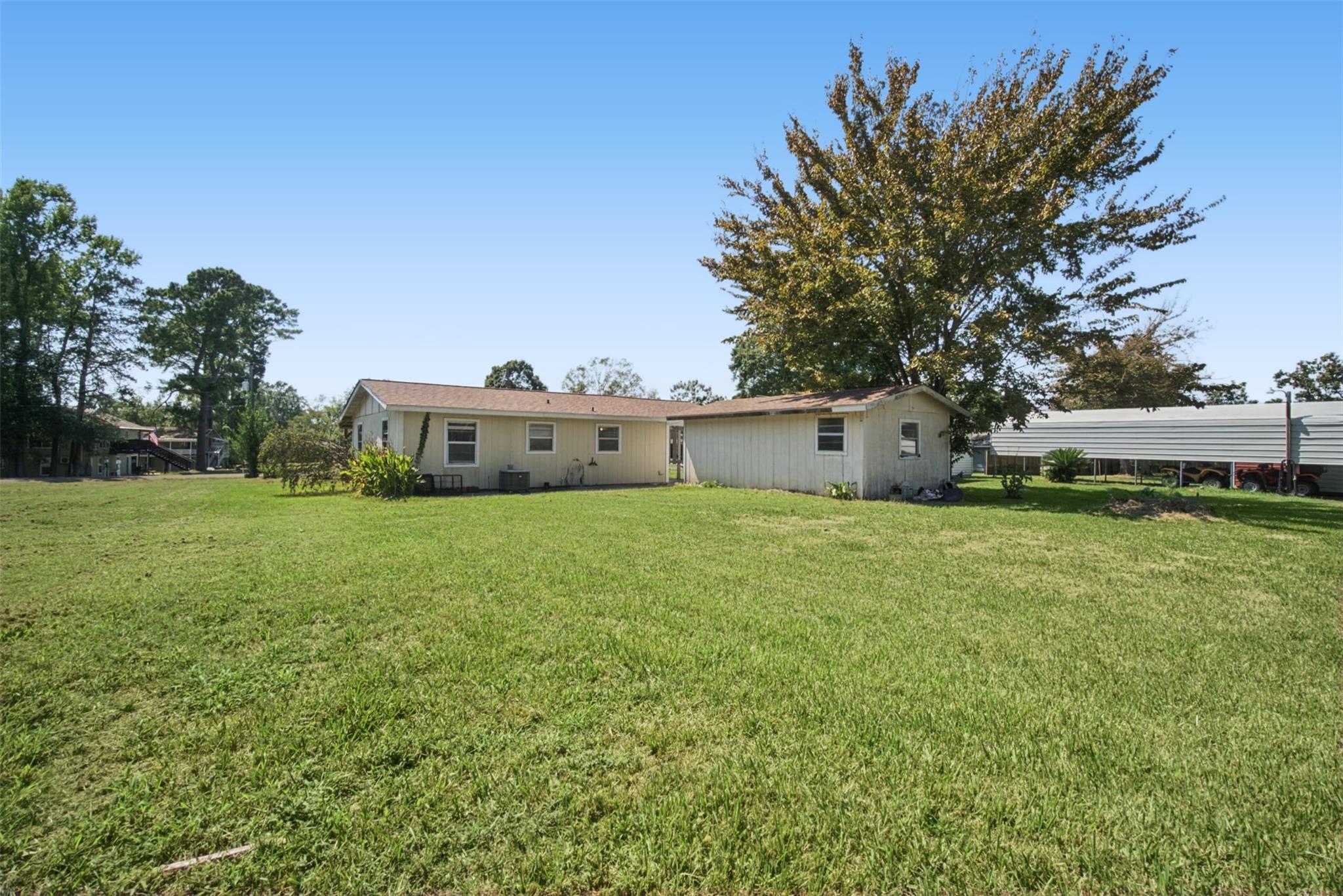 384 Lakeview Drive, Onalaska, TX 77360 — photo 2