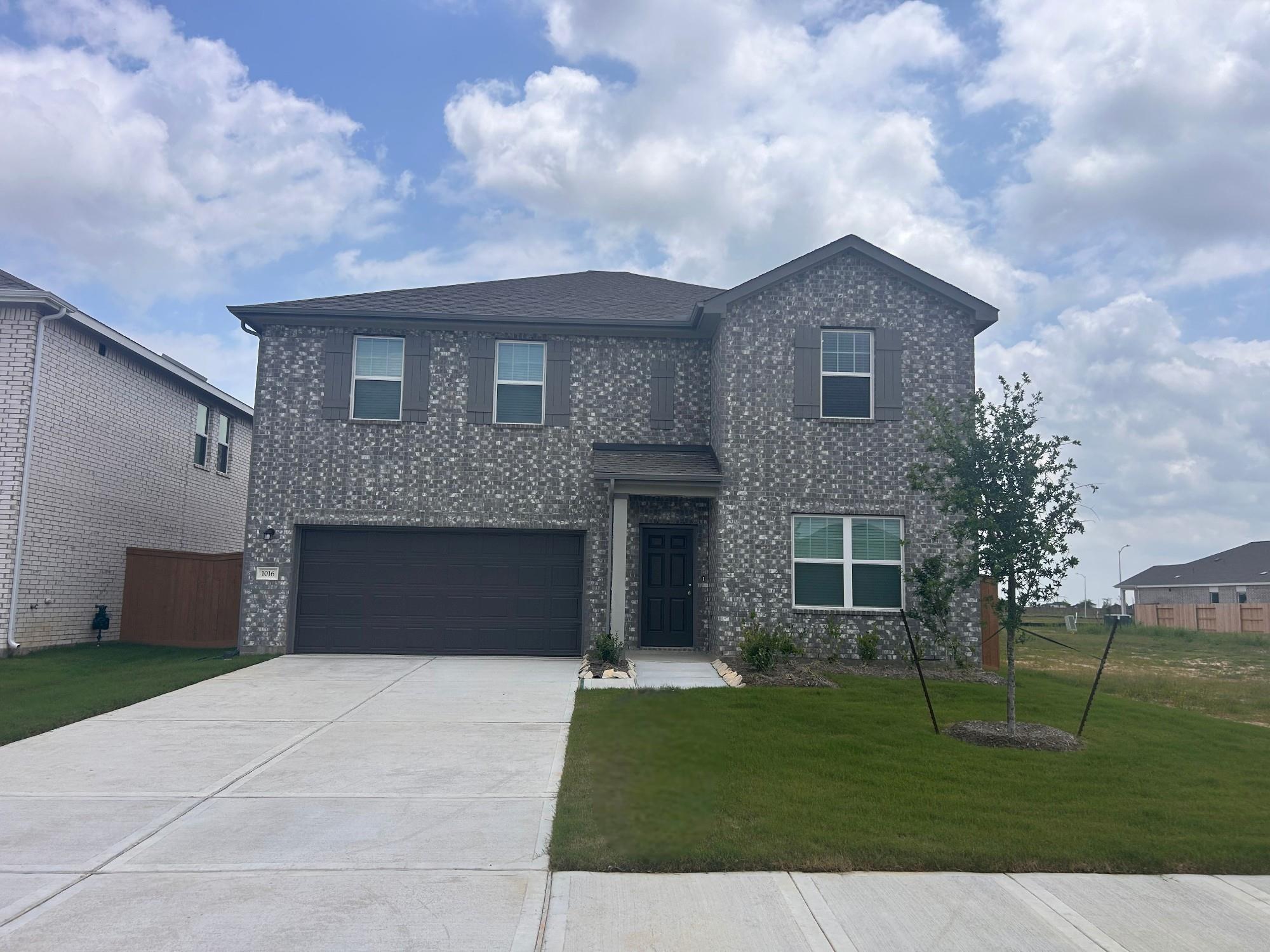 1016 Daybreak Drive — photo