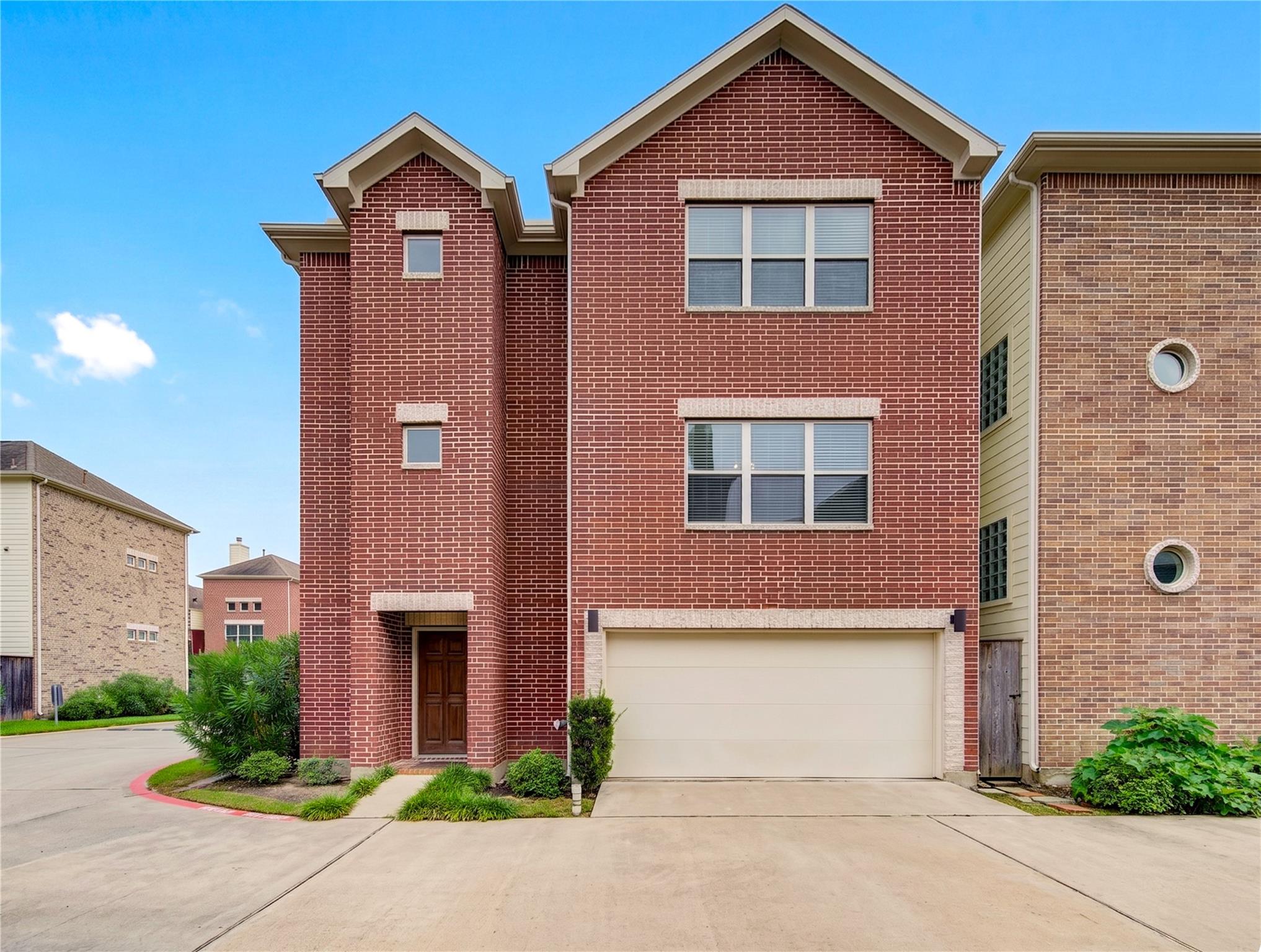 11603 Main Cedar Drive — photo