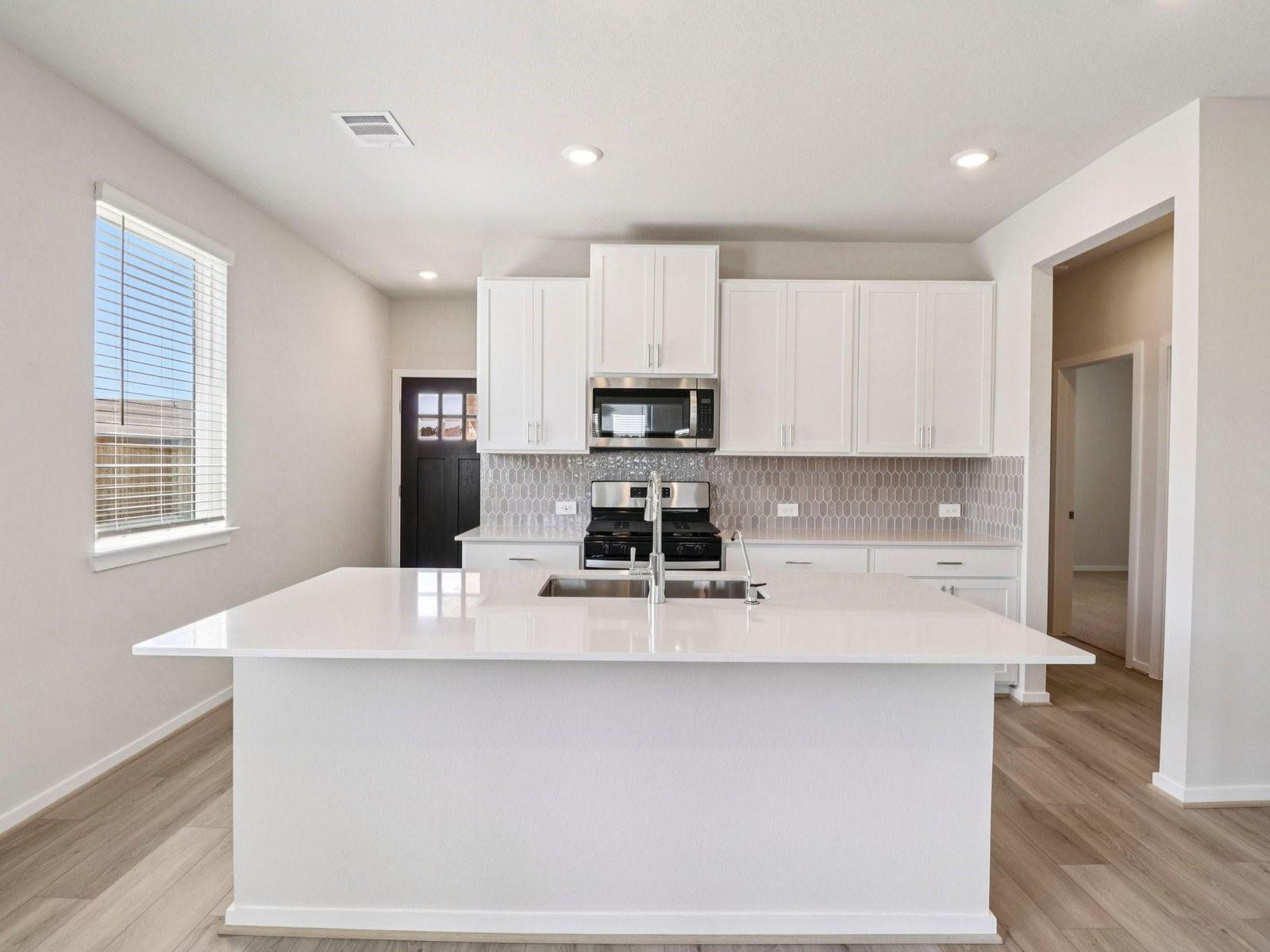 29135 Samuel Gardens Court — photo