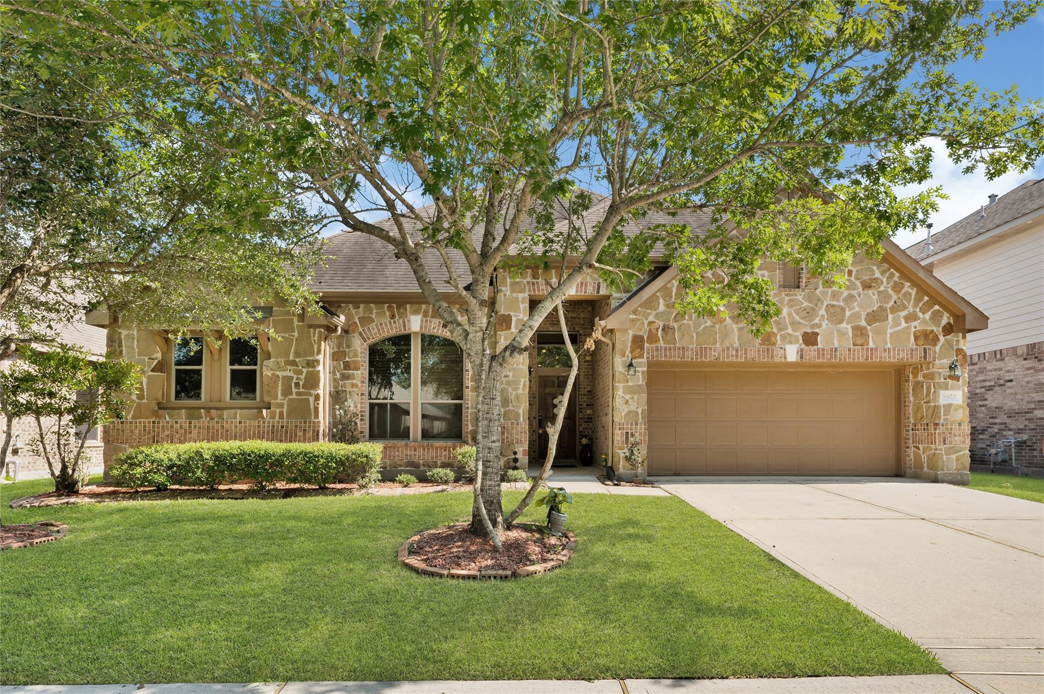9522 Alabaster Oaks Lane — photo