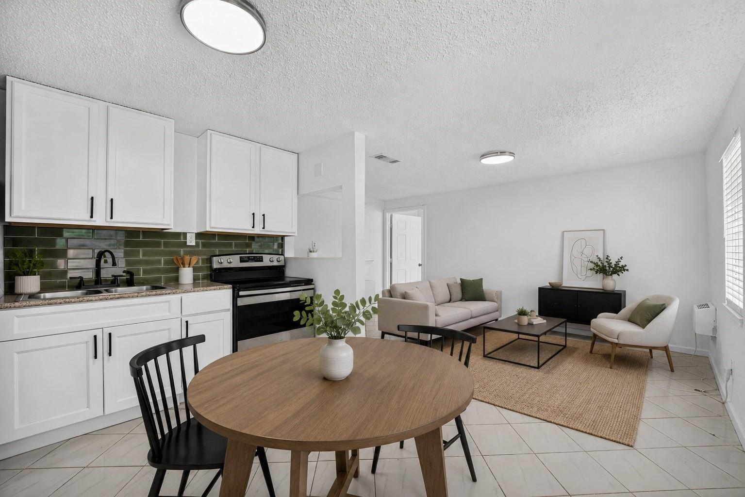 6910 Bintliff Boulevard #B — photo