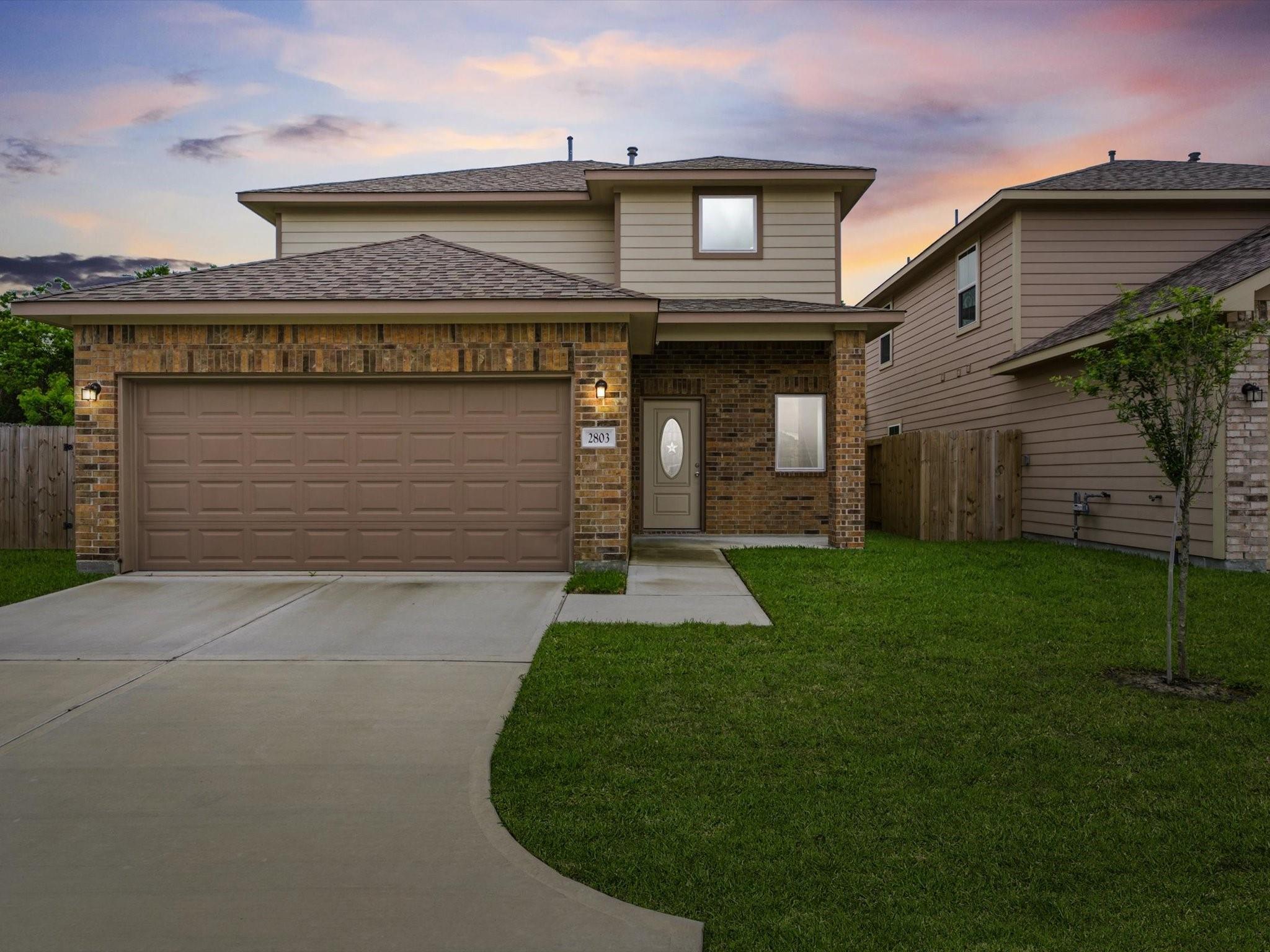 2803 Topiary Lane — photo