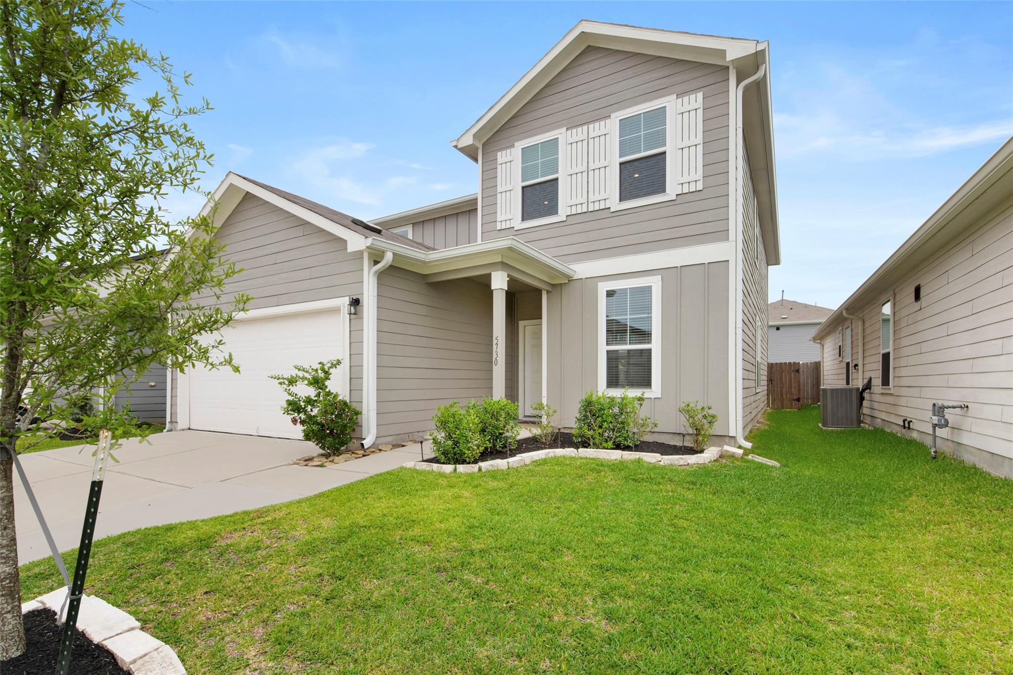 5730 Finely Run Street — photo