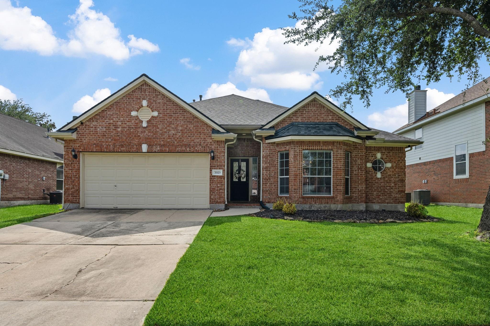 7023 Fountain Lilly Drive — photo