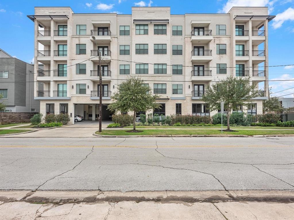 1508 Blodgett Street #307 — photo