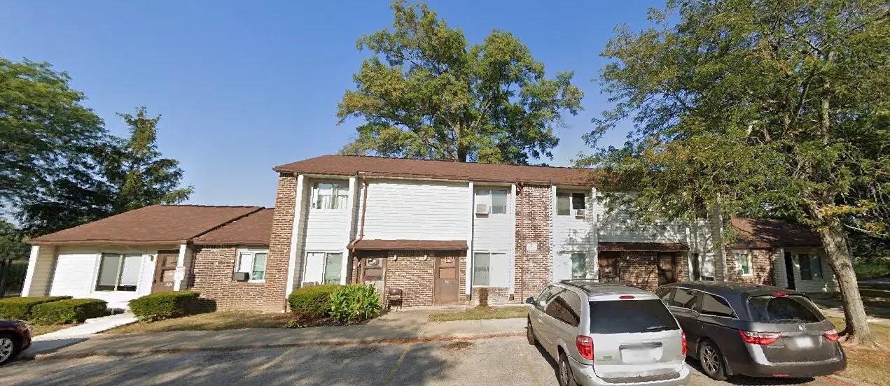 351 Fairview Ave — photo