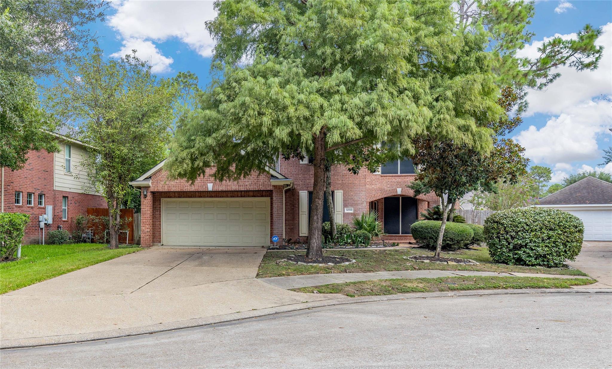 14310 Rosehill Estates Lane — photo