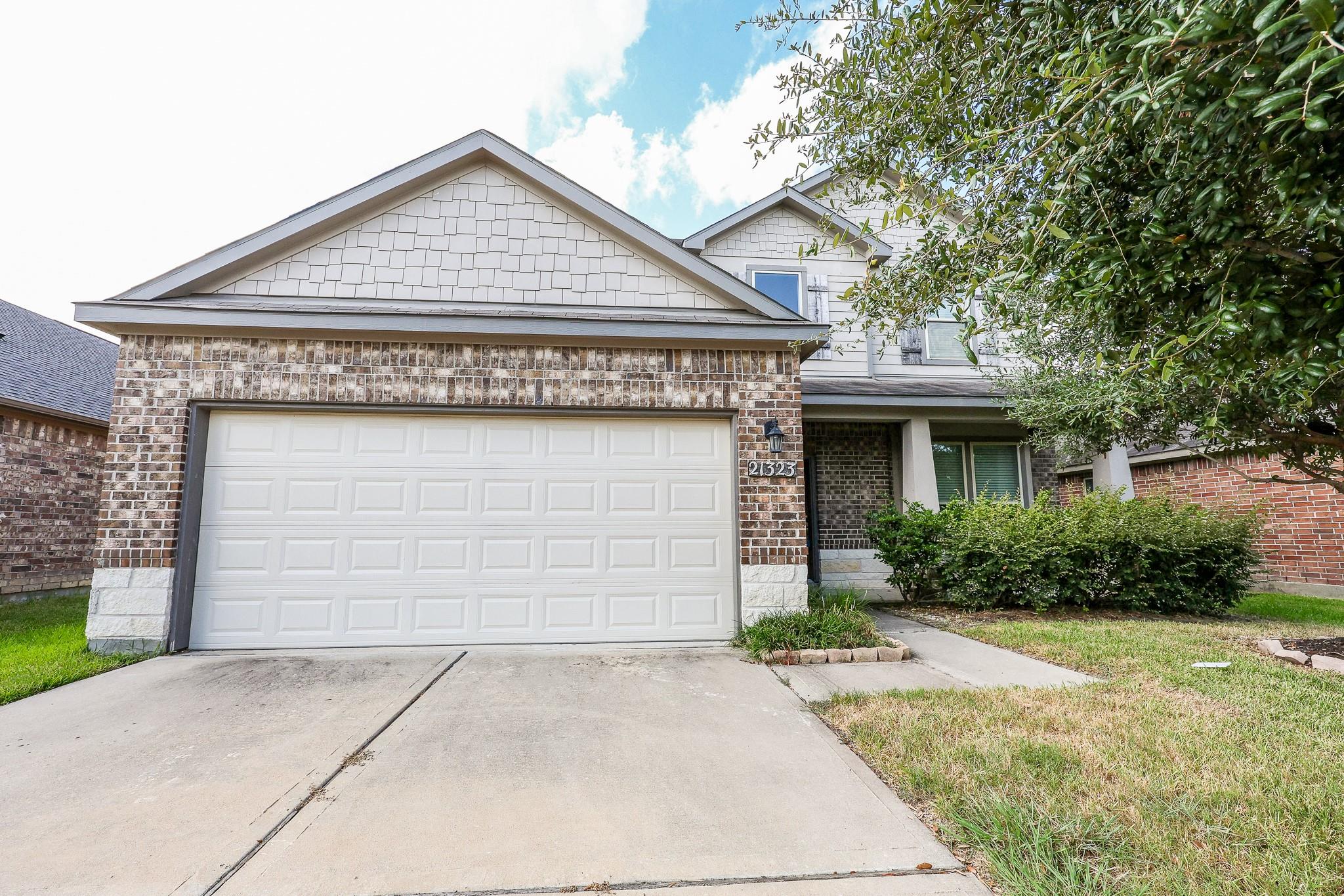 21323 Cypress Red Oak Drive — photo