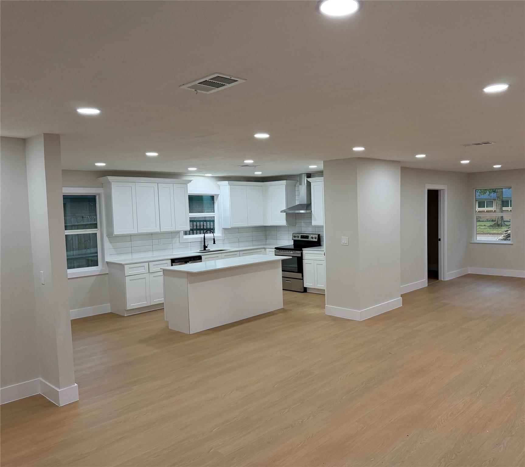 11410 Braewick Drive — photo