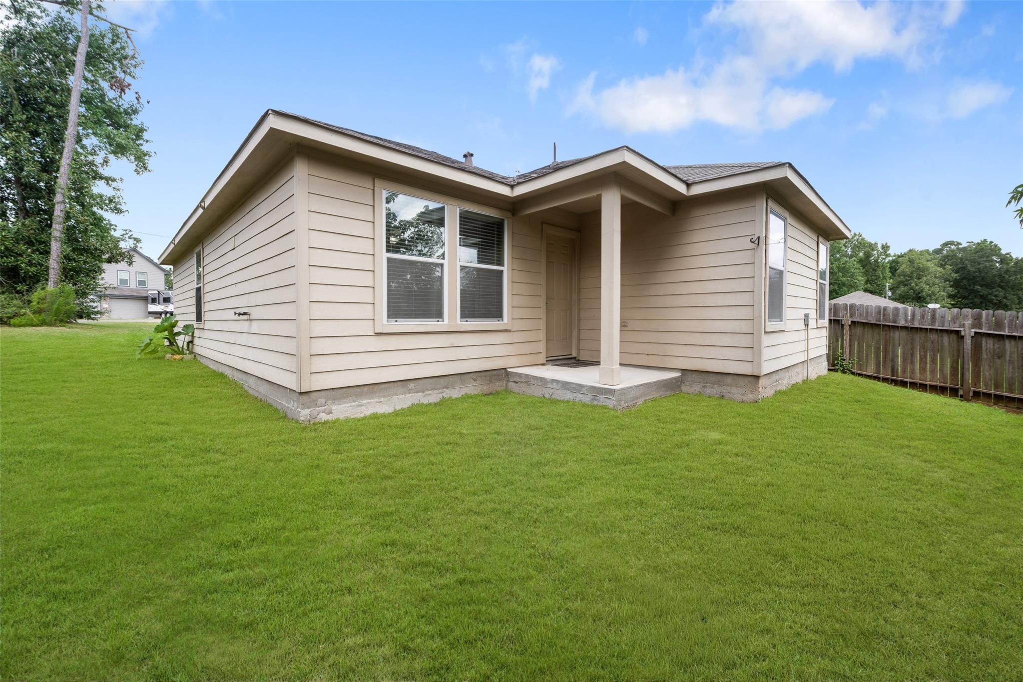 15302 Kickapoo Trail, Willis, TX 77378 — photo 3