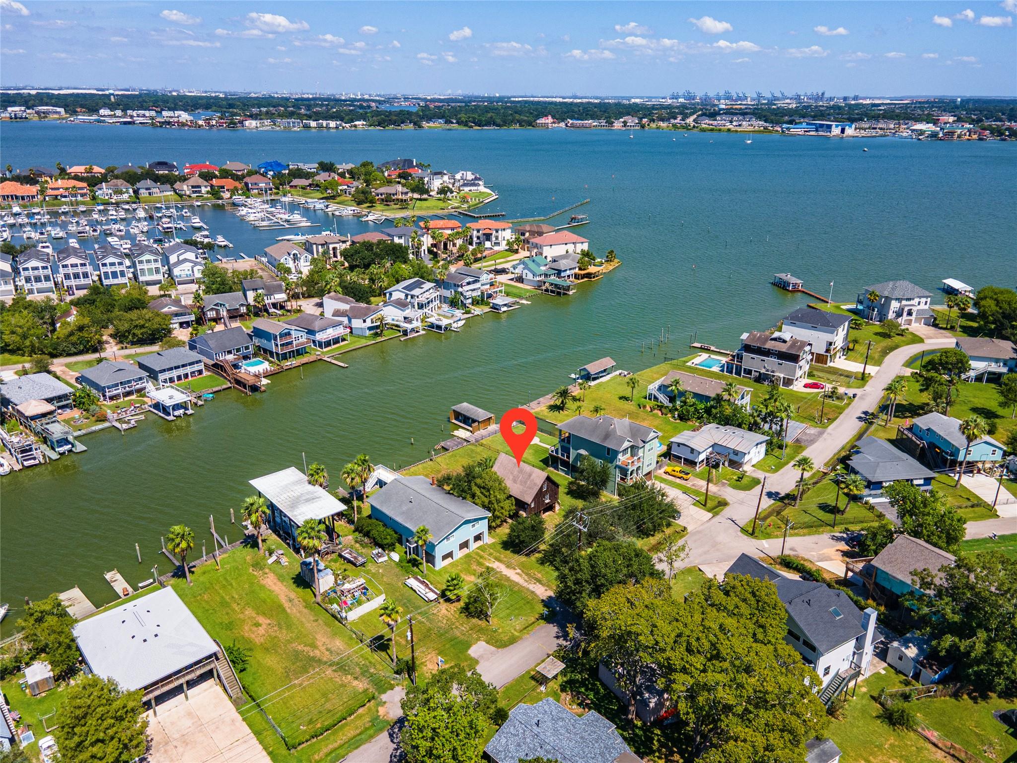 2124 Cove Park Drive — photo