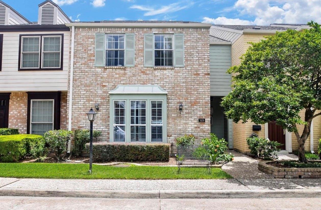 7459 Brompton Street #7459 — photo