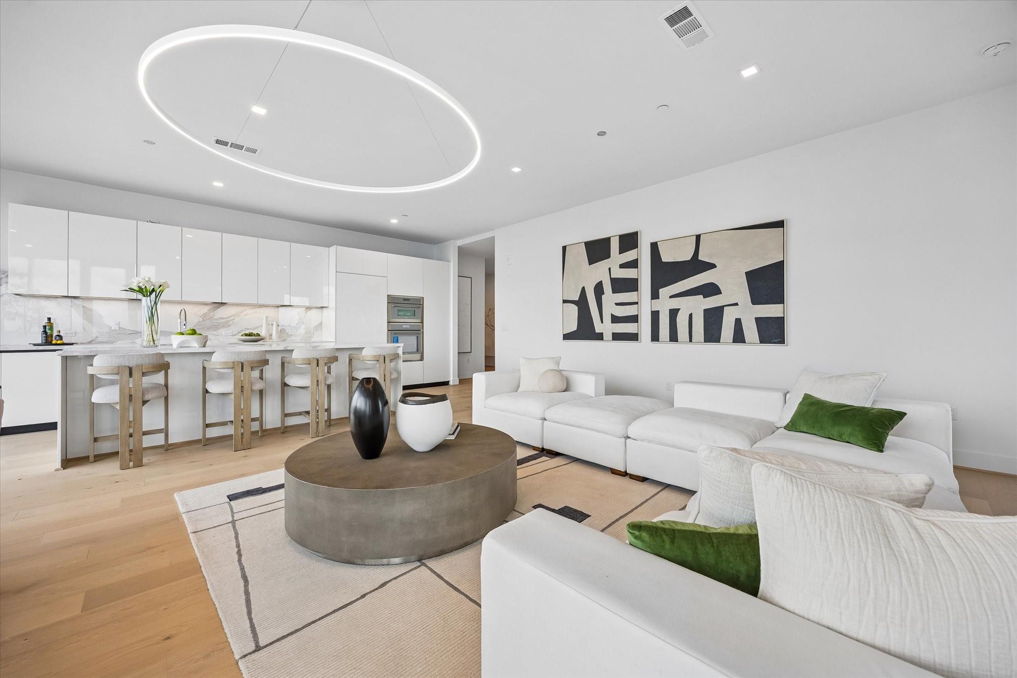 1711 Allen Parkway #1807 — photo