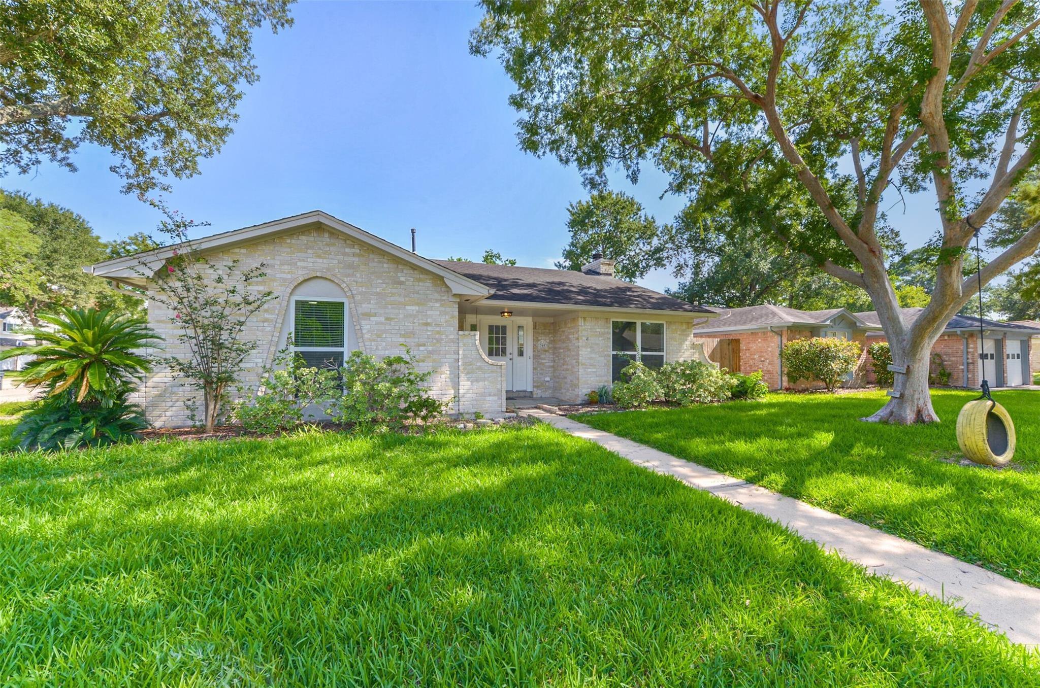 13603 Stonehenge Drive — photo