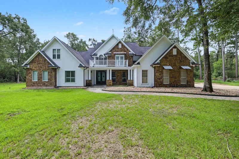 10933 Lake Forest Drive — photo