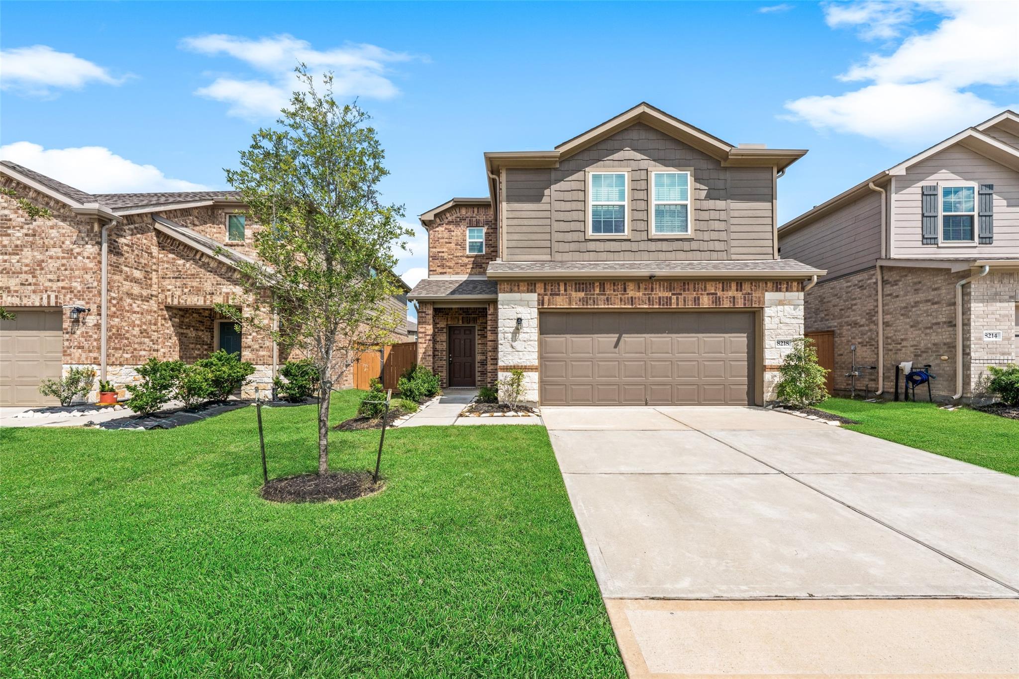 8218 Star Terrace Drive — photo