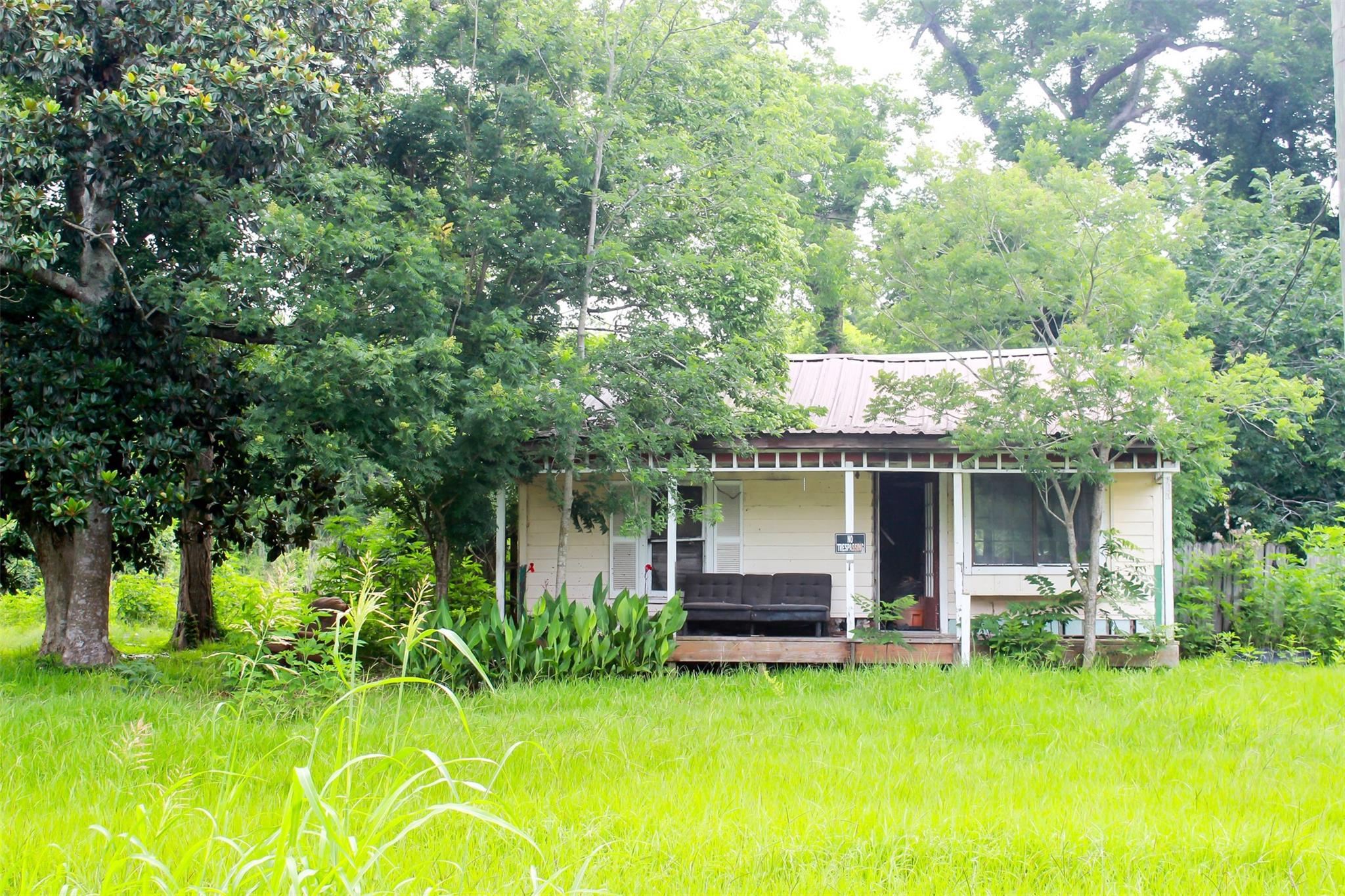 120 Creekside Drive — photo