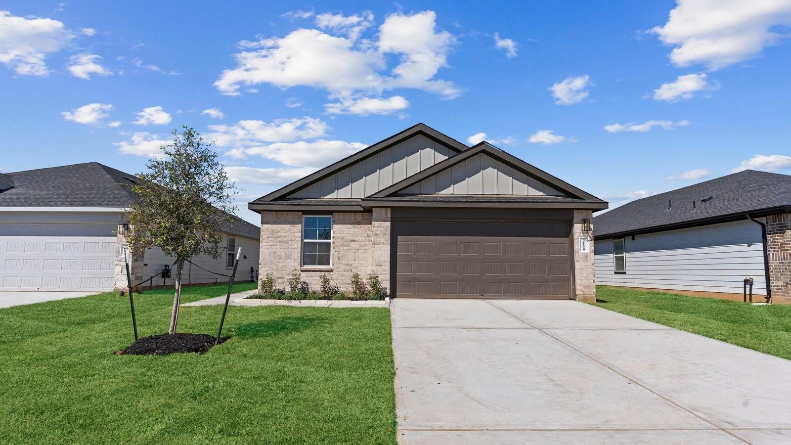 1018 Blue Stone Drive — photo