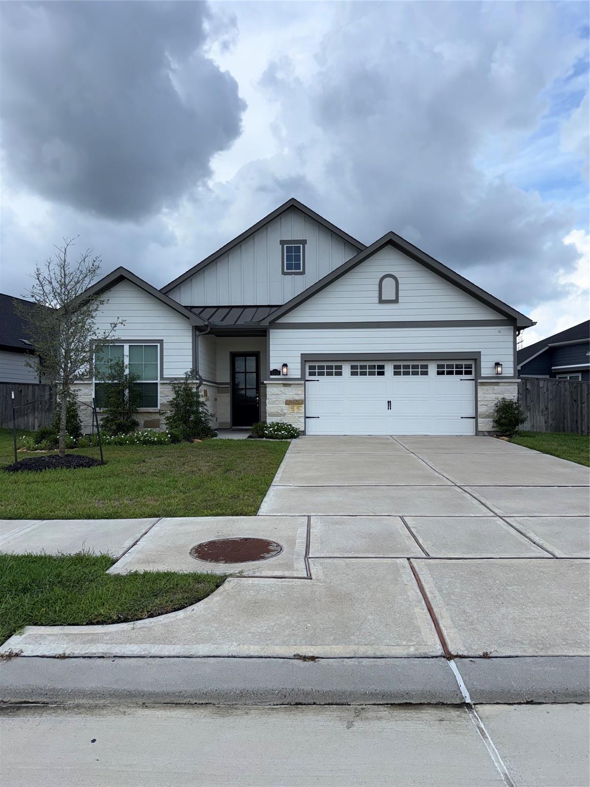 1314 Hidden Oaks Drive — photo