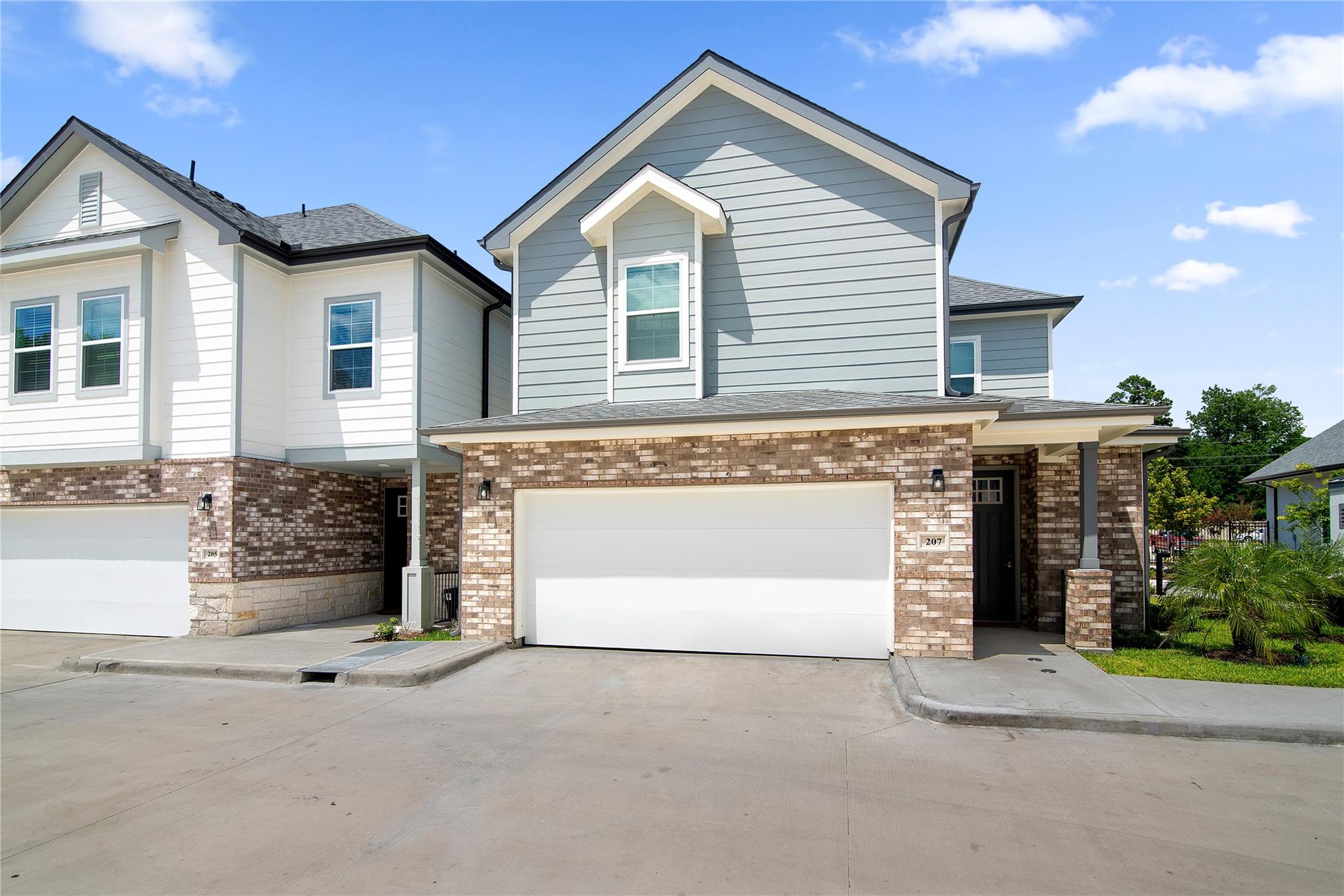 28325-428 Birnham Woods Drive — photo