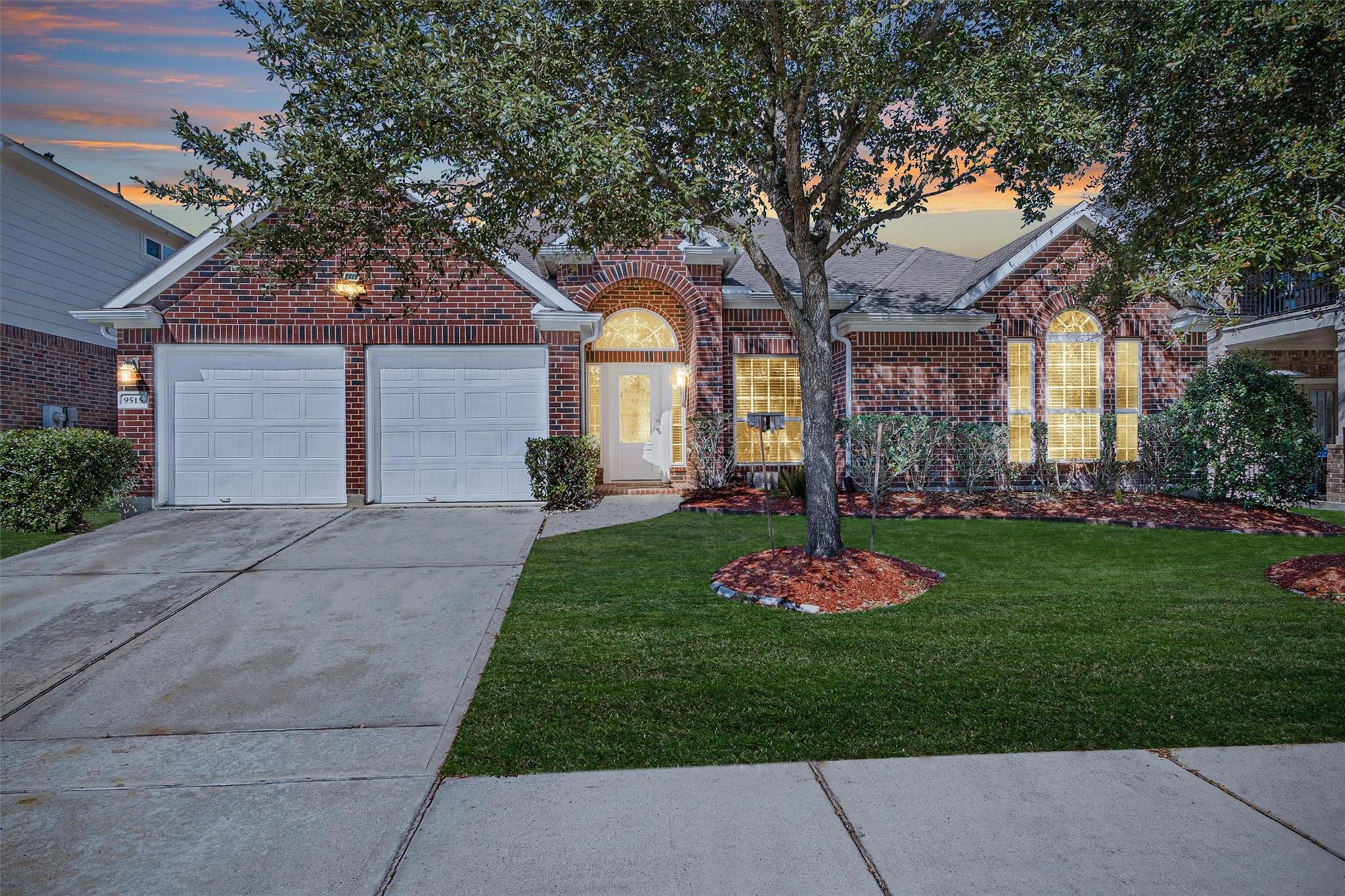 9515 Alabaster Oaks Lane — photo