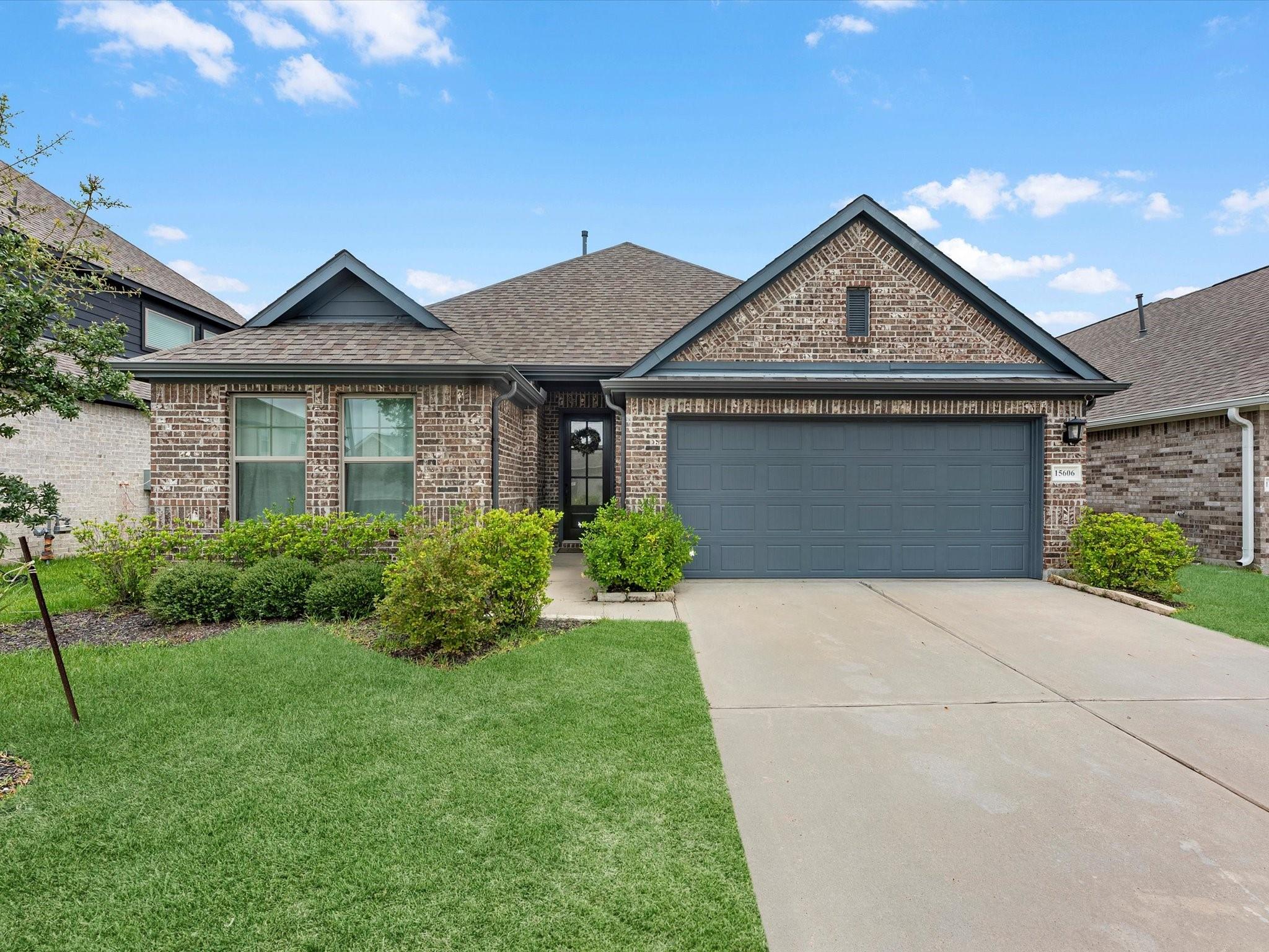 15606 Baronial Castle Drive — photo