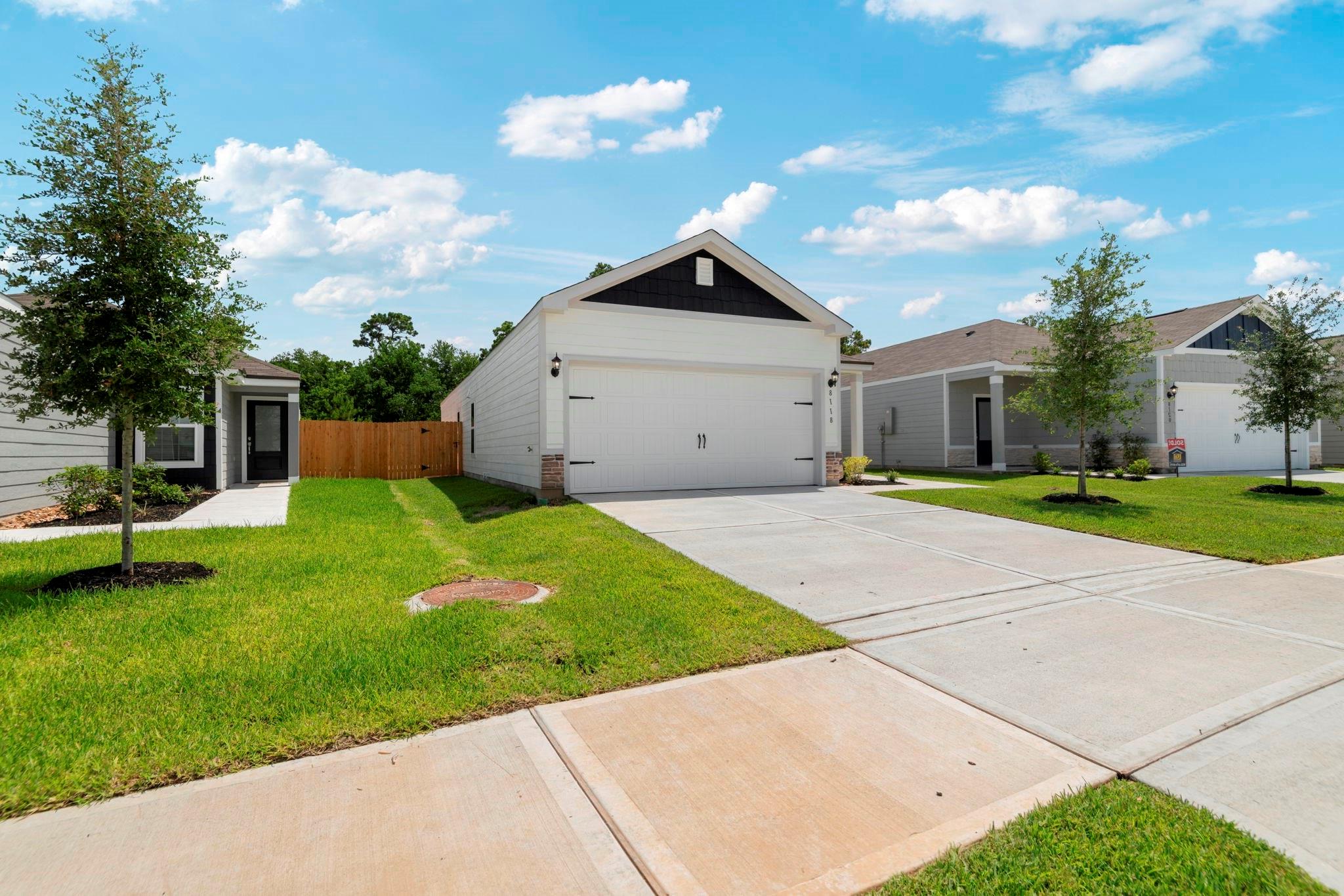 23110 Glory Orchid Drive — photo