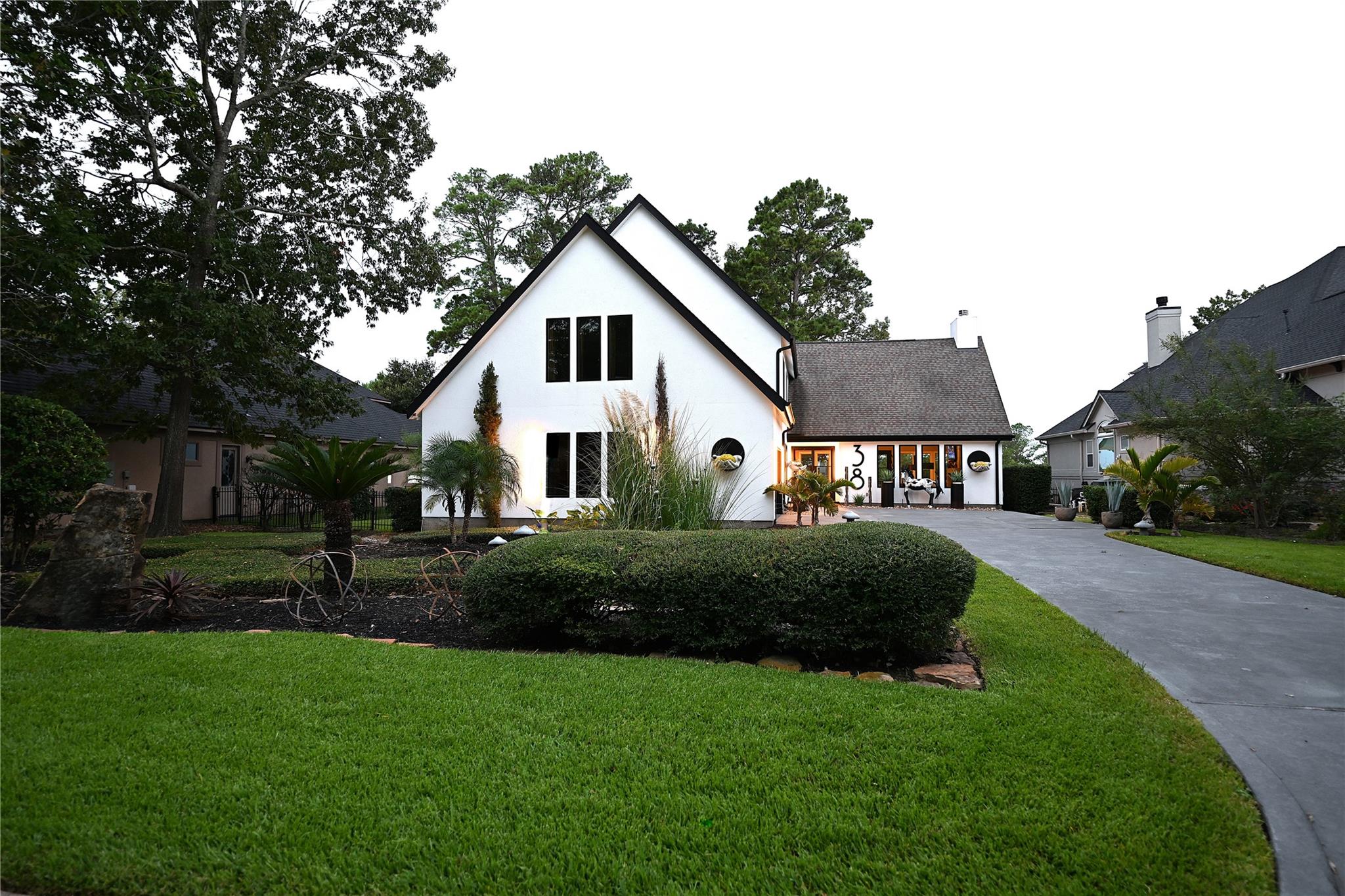 38 Fairway Park — photo
