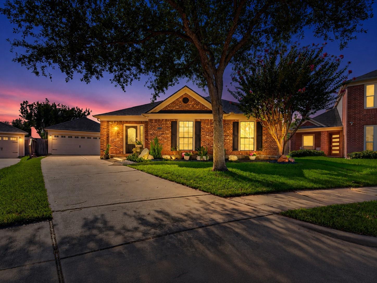 1711 Red Lake Court — photo