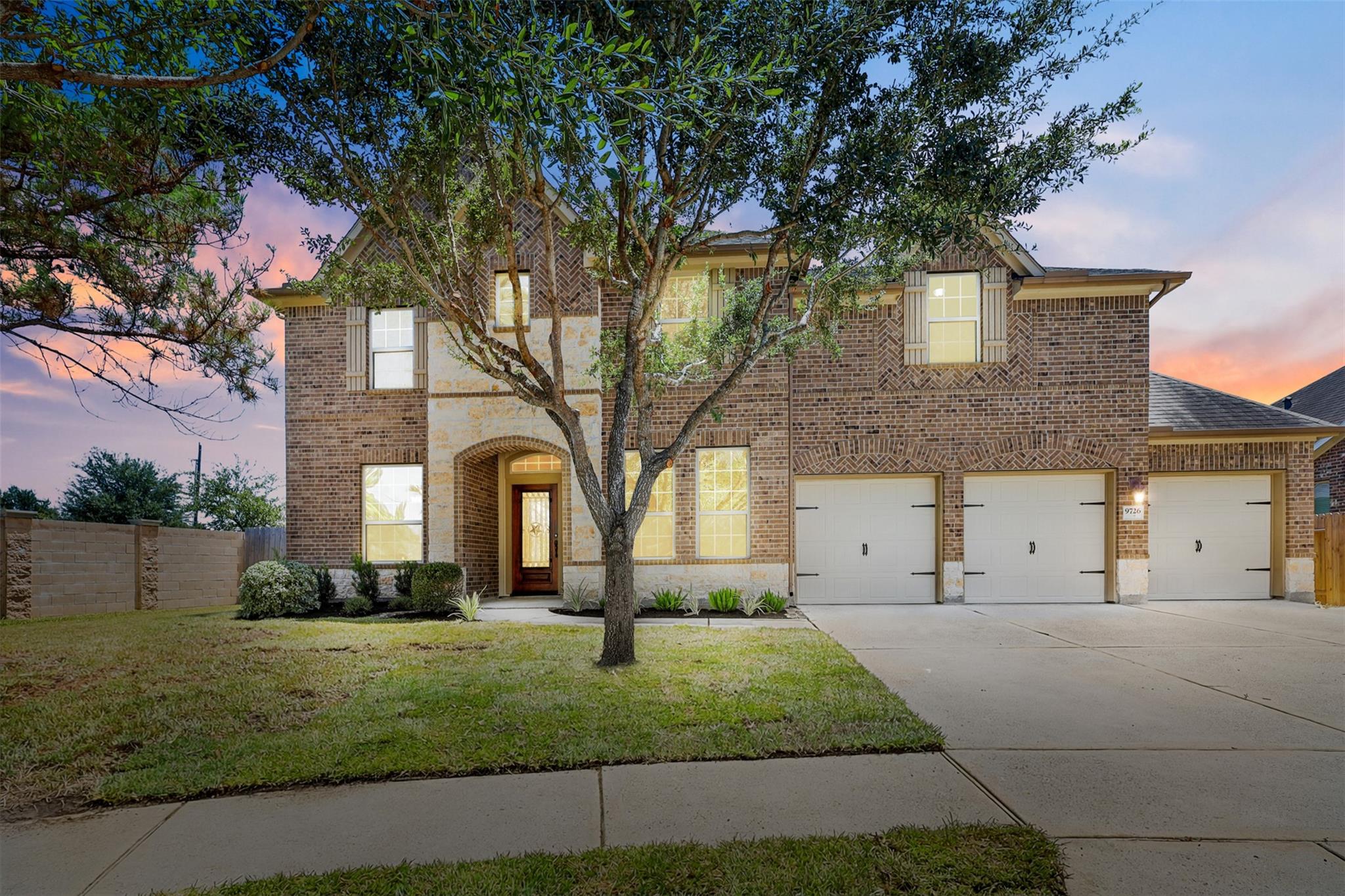 9726 Bonham Lakes Lane — photo