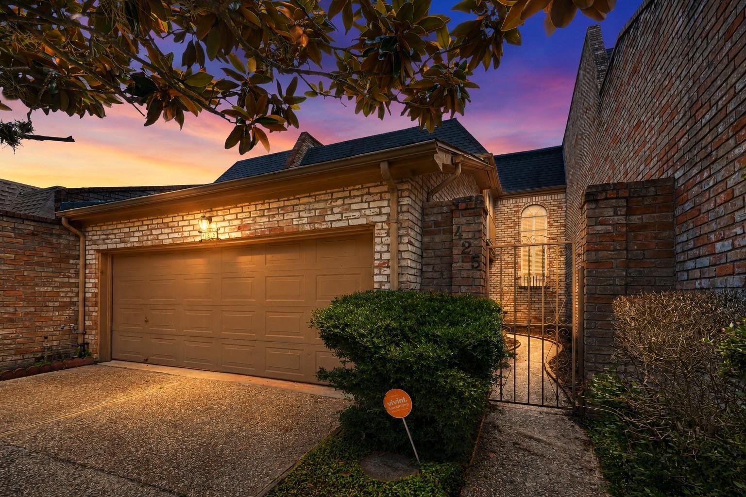 425 E Fair Harbor Lane — photo
