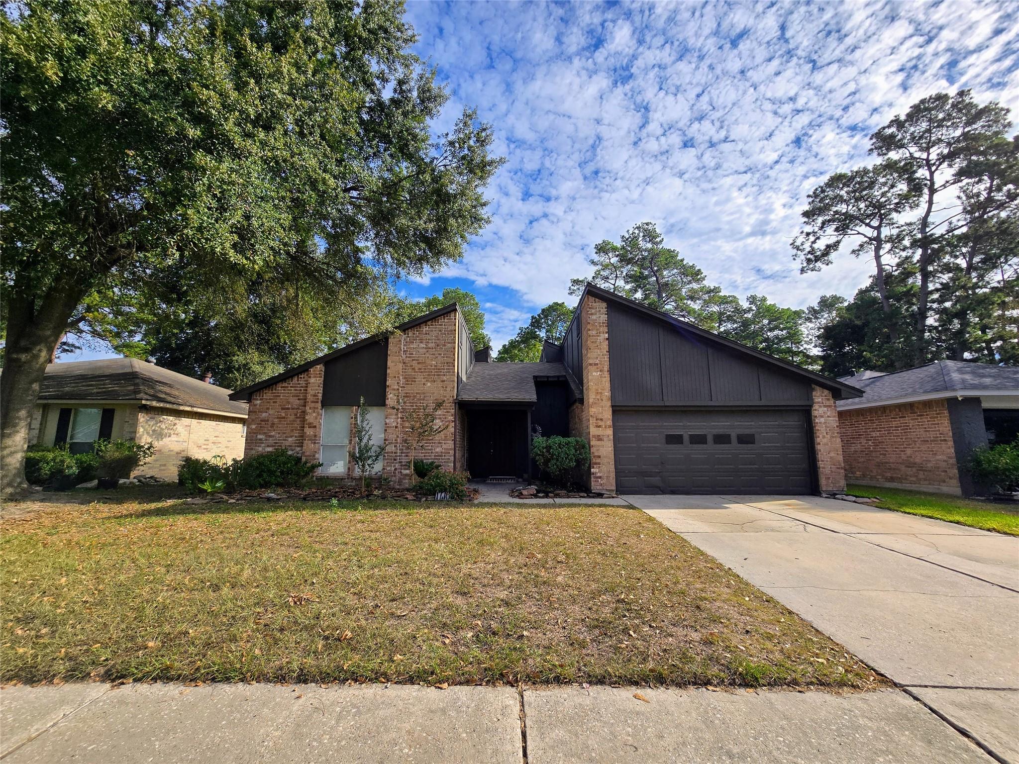 17306 Modbury Street — photo