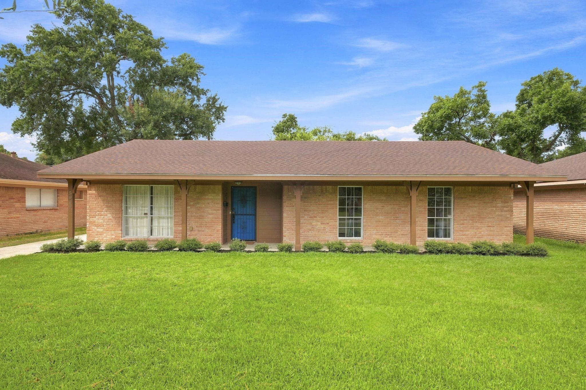 5910 High Star Drive — photo