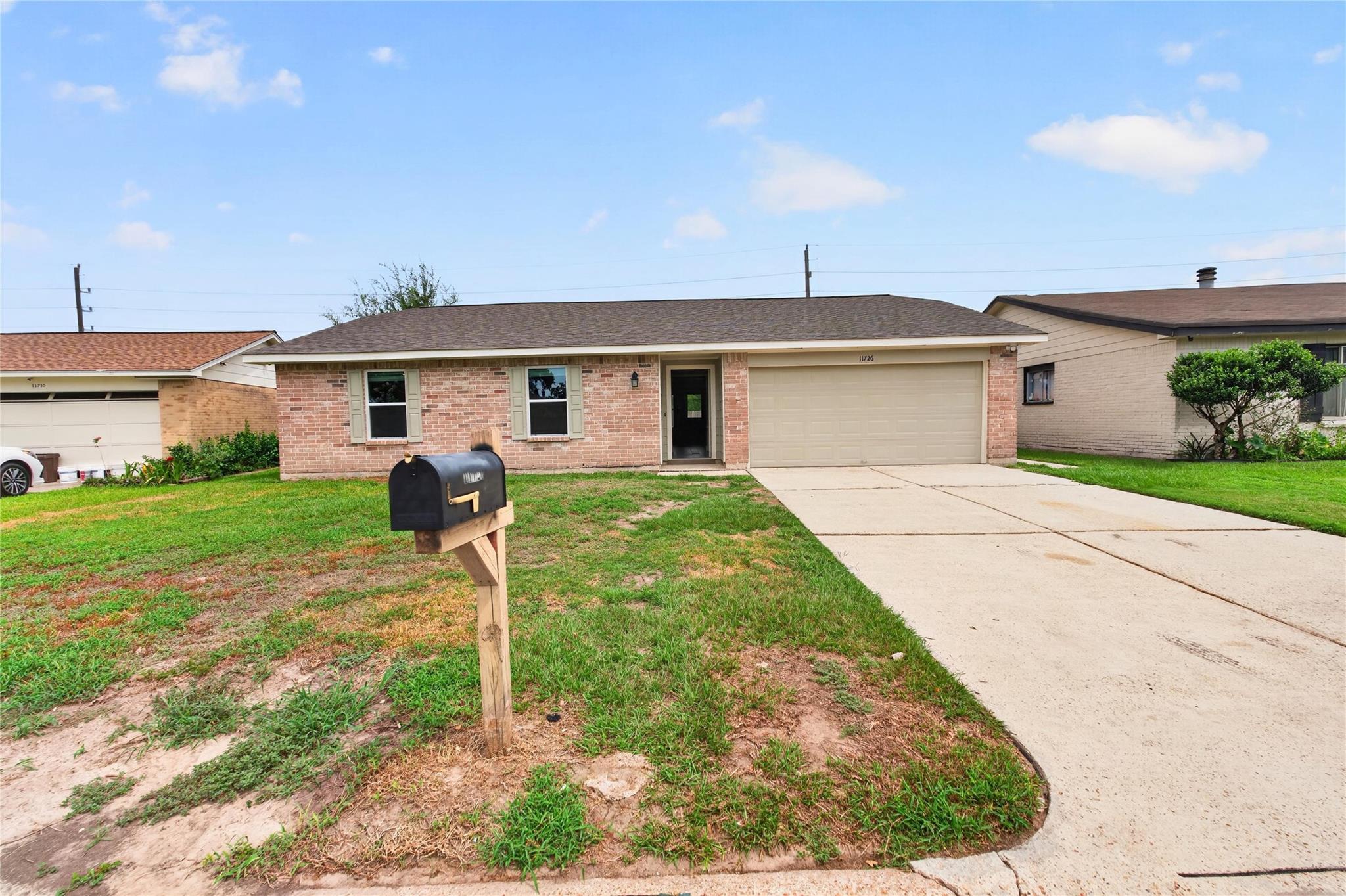 11726 Old Telegraph Road — photo