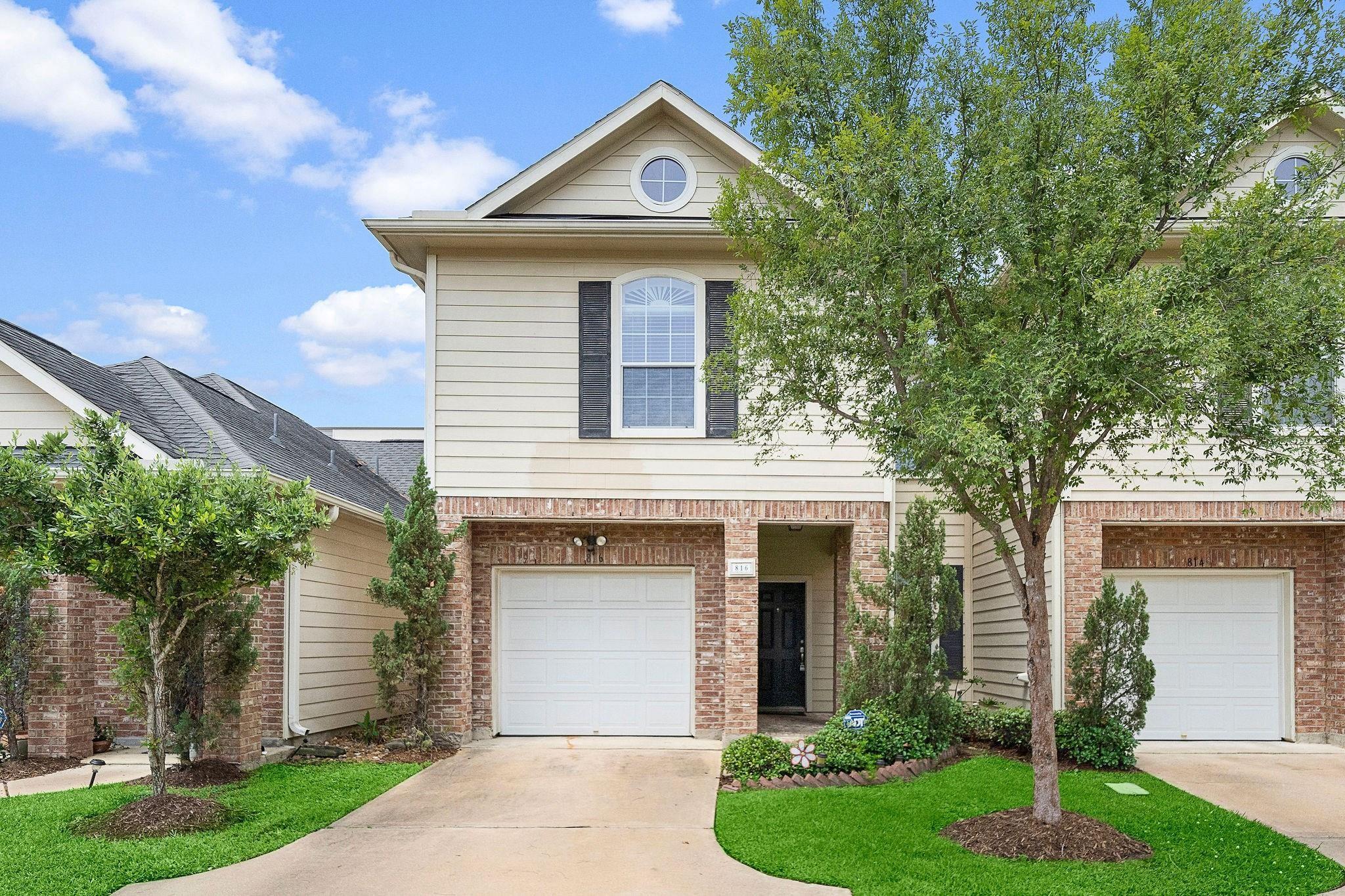 816 Sterling Creek Circle — photo