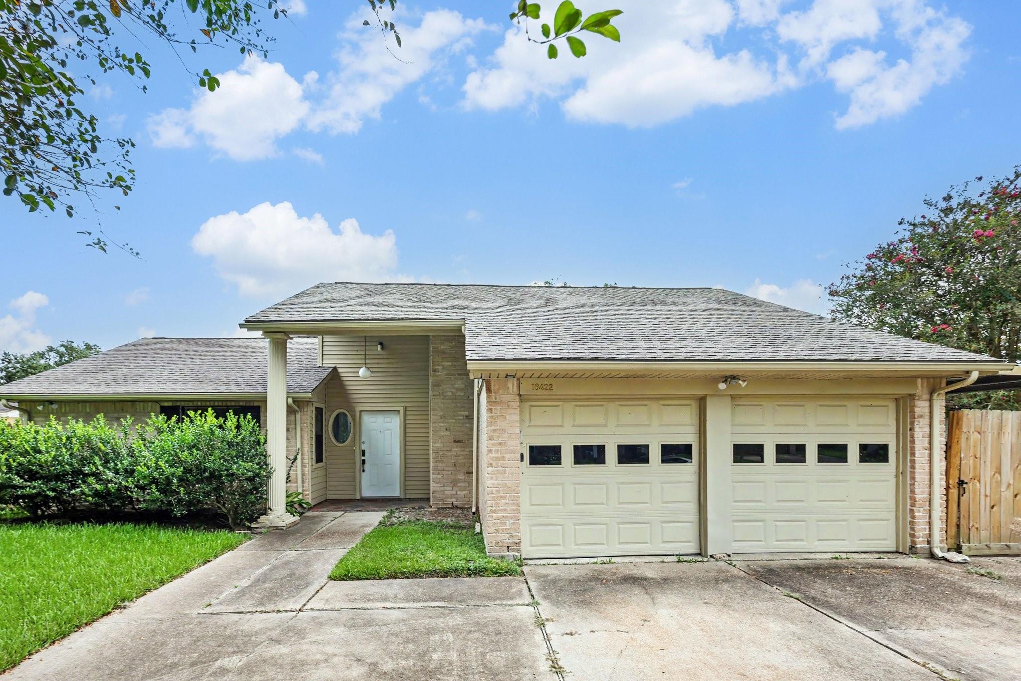 16422 Hibiscus Lane — photo