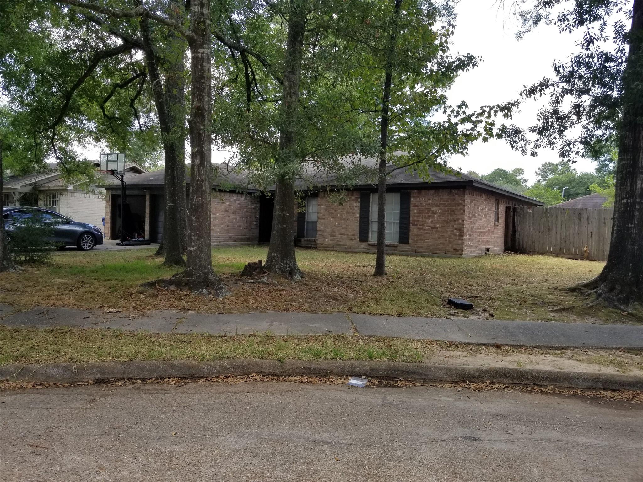 7010 Wyoma Trail — photo