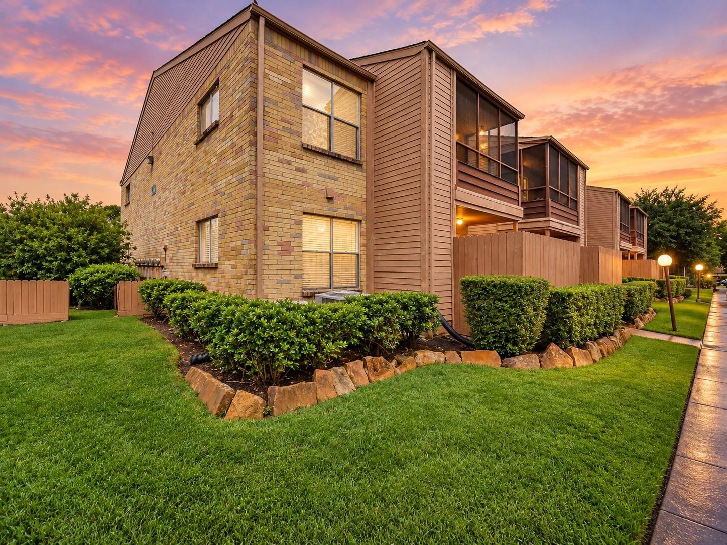 10555 Turtlewood Court #1716 — photo