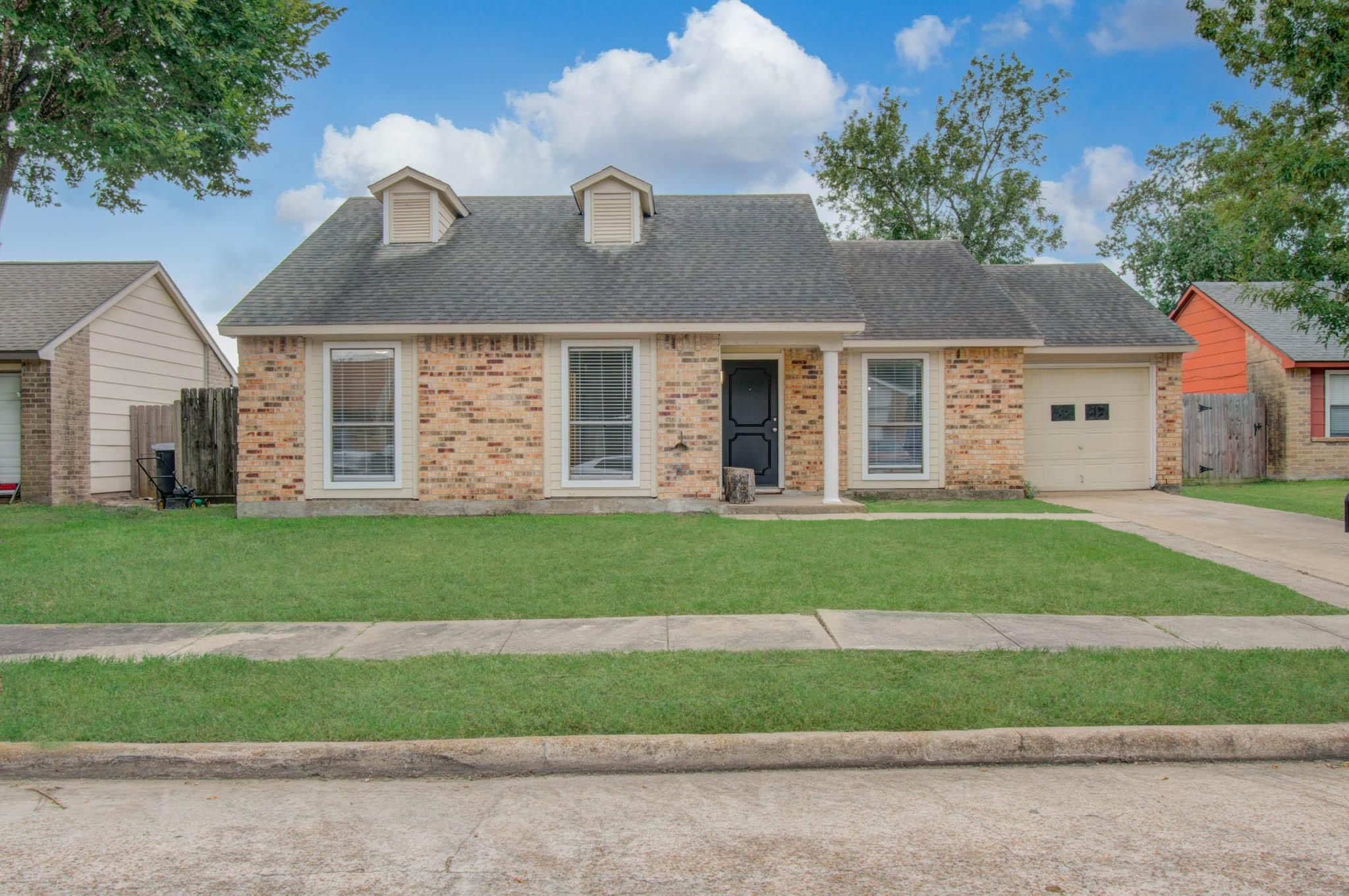 17319 Nordway Drive — photo