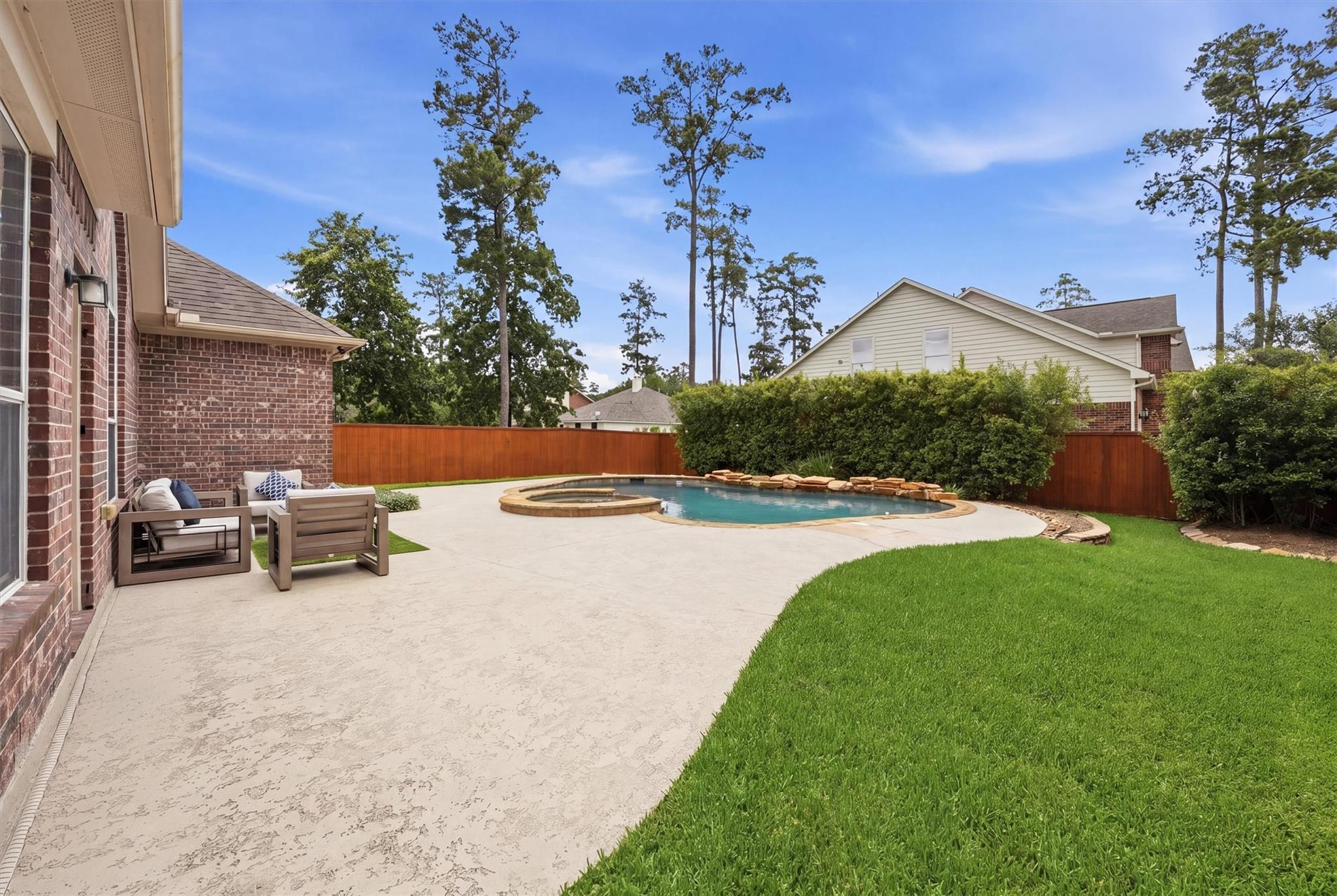 115 S Rocky Point Circle — photo