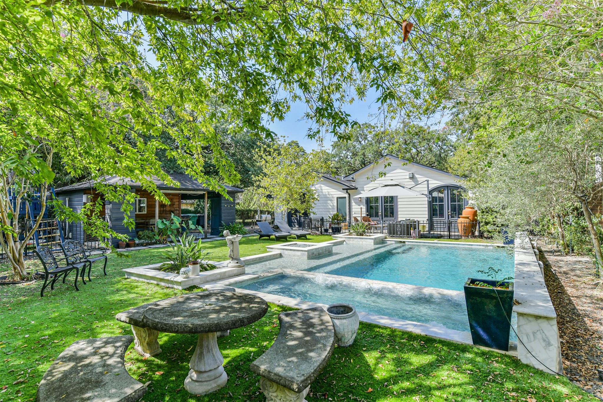 934 Shelterwood Drive — photo