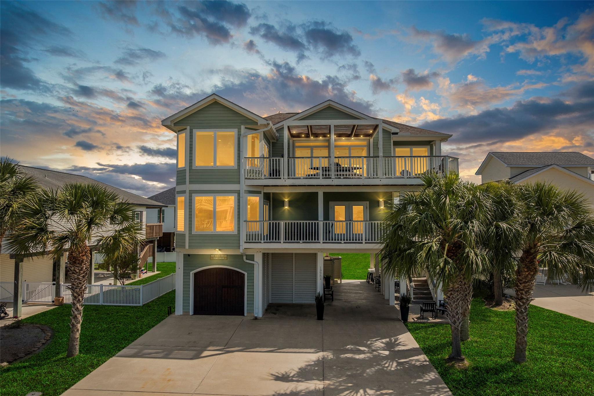 13951 Pirates Beach Boulevard — photo