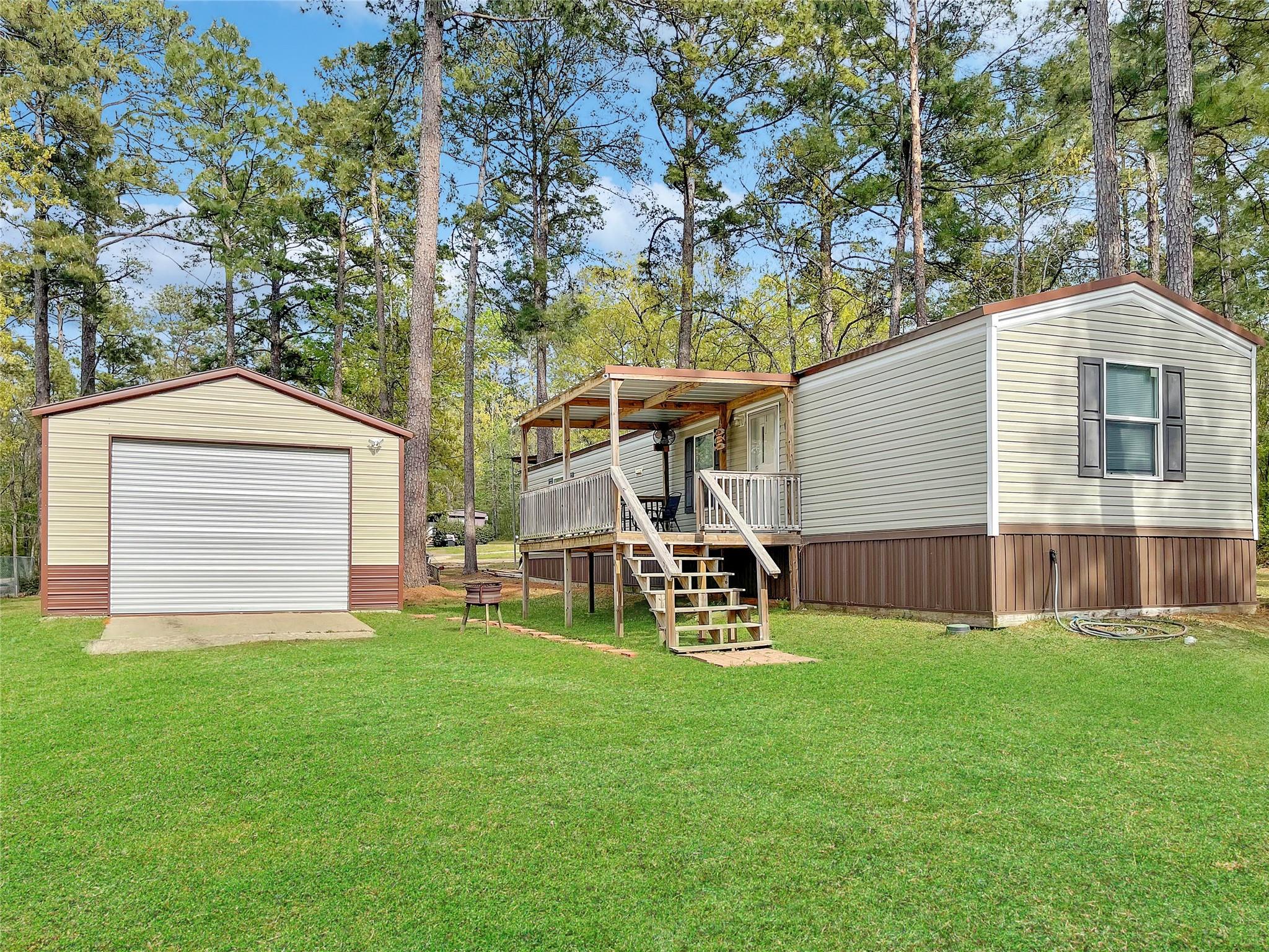 228 Bluejay Drive — photo